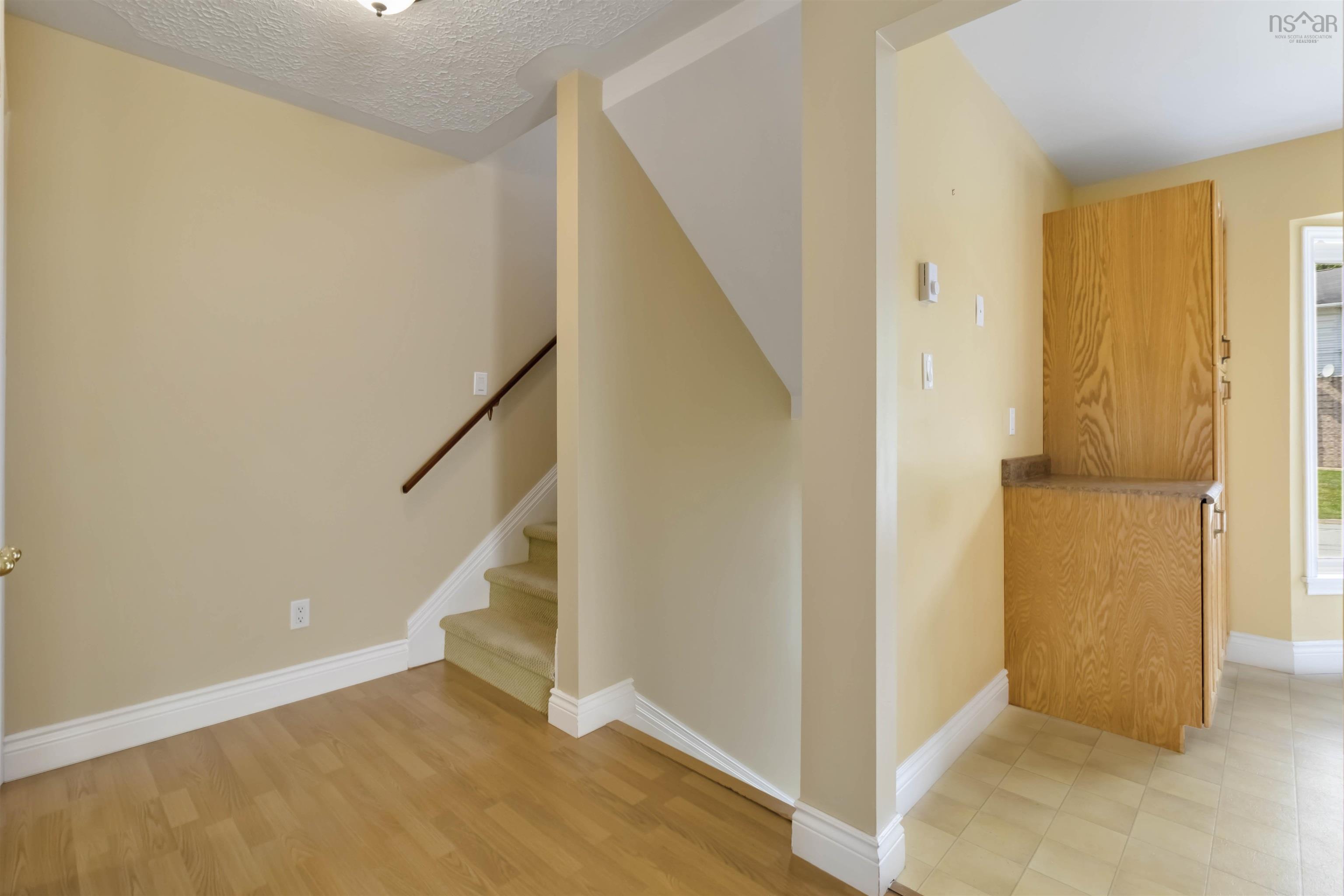 $399,900.00: 13 Collins Grove, Dartmouth