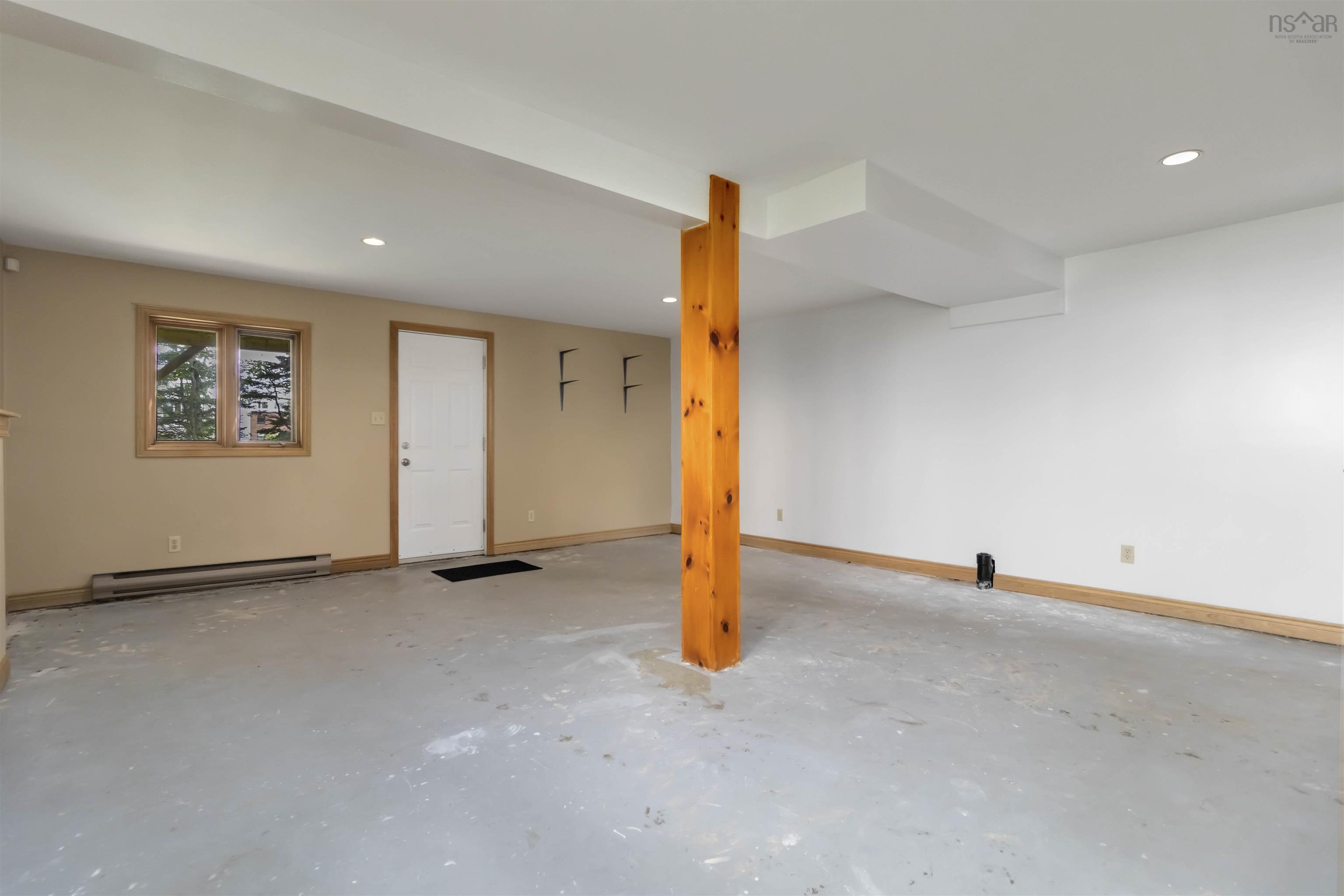 $399,900.00: 13 Collins Grove, Dartmouth