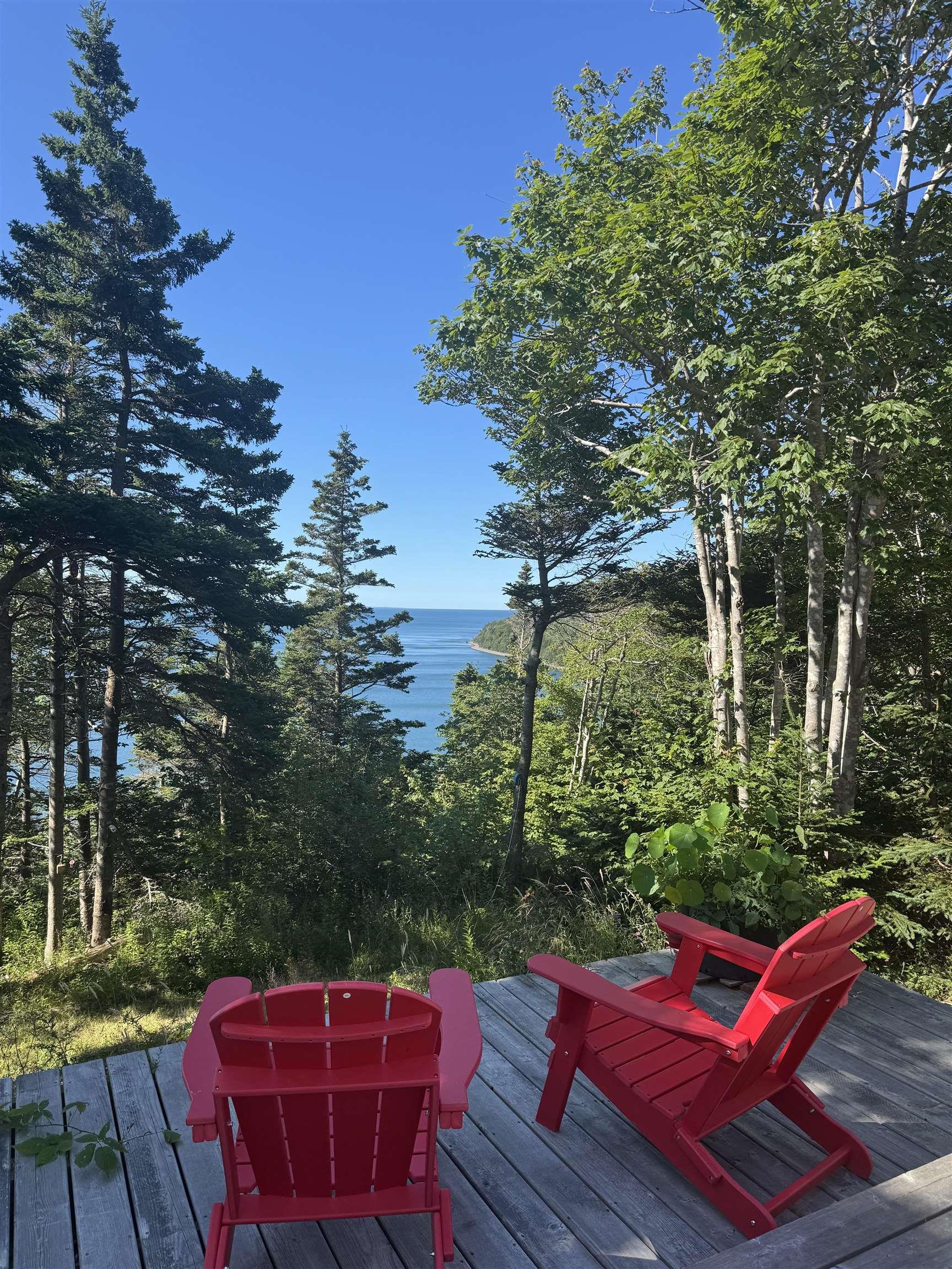 $327,000.00: 111 St Mary