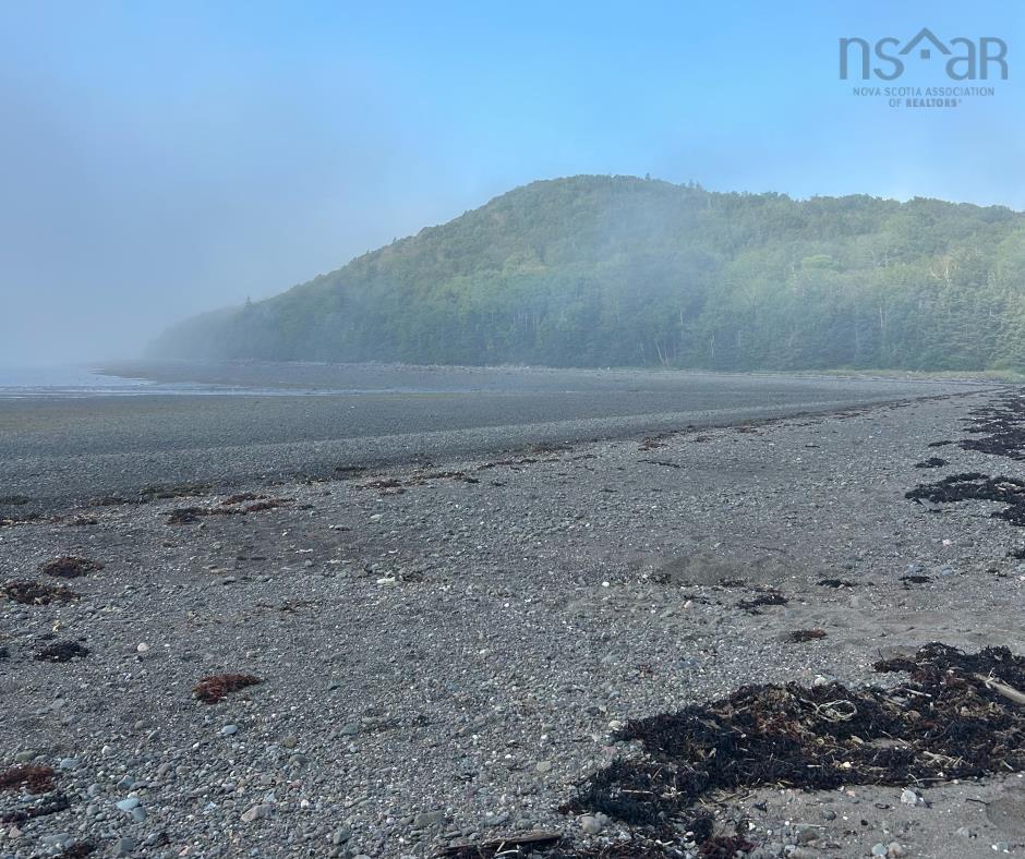 $327,000.00: 111 St Mary