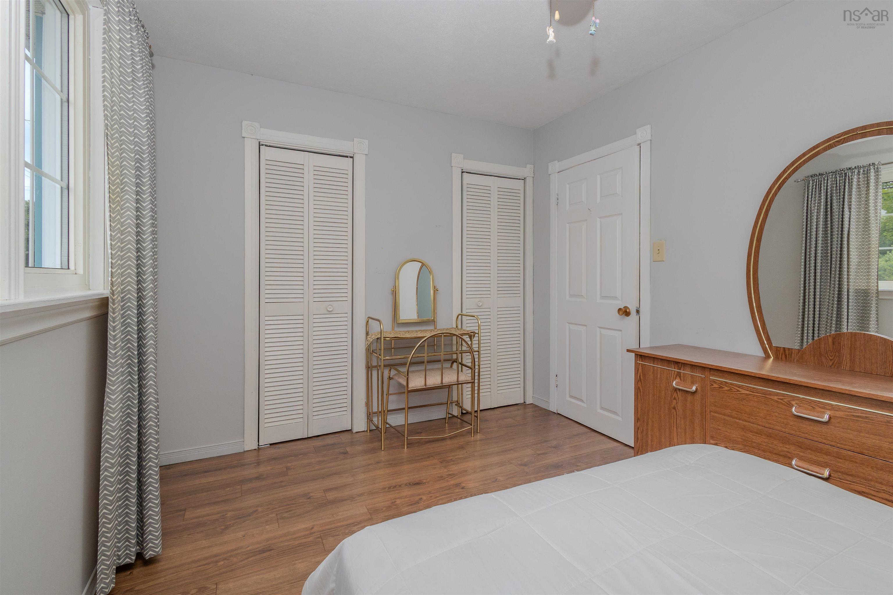 $279,000.00: 249 Lisgard Street, Sydney