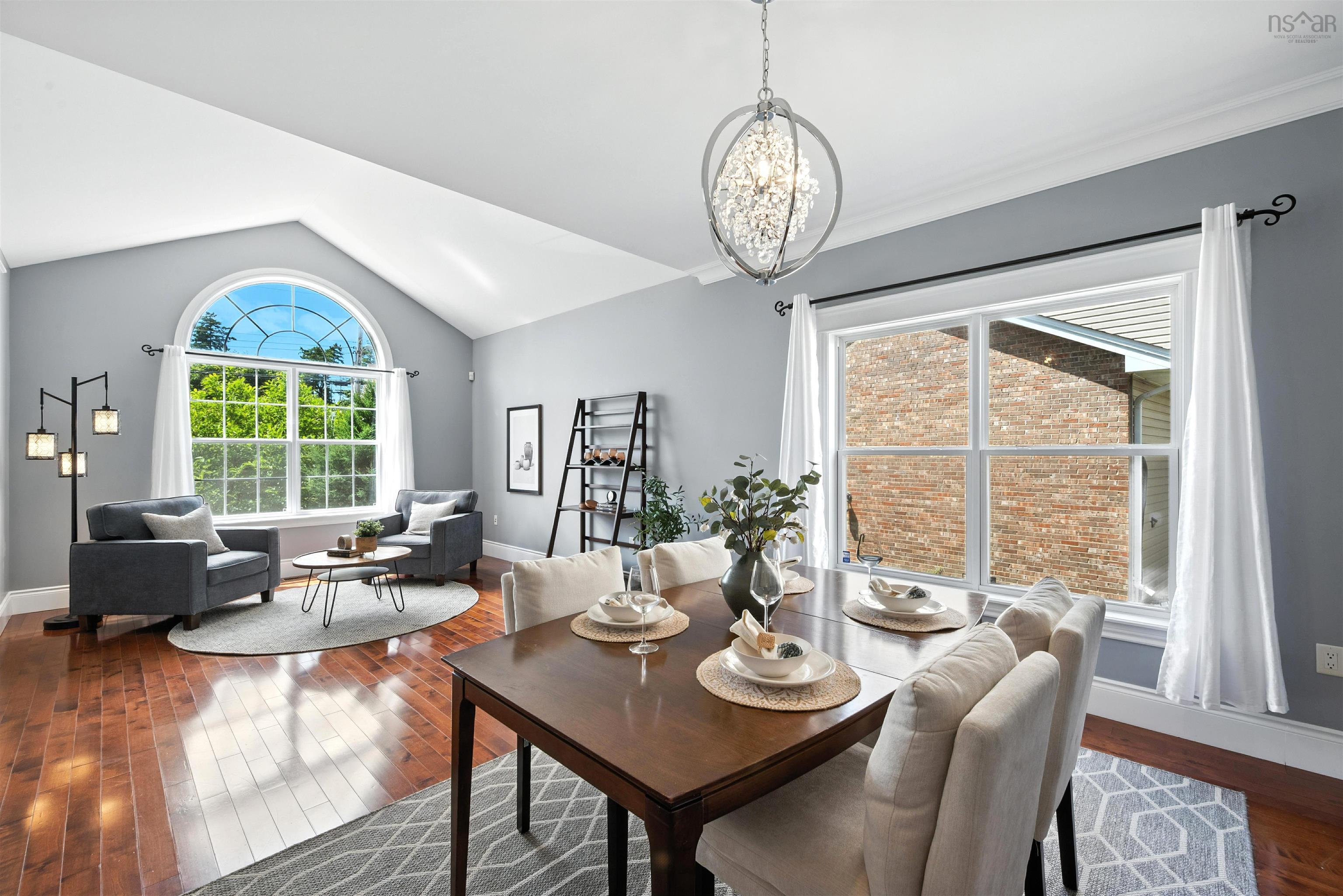 $929,900.00: 426 Southgate Drive, Bedford