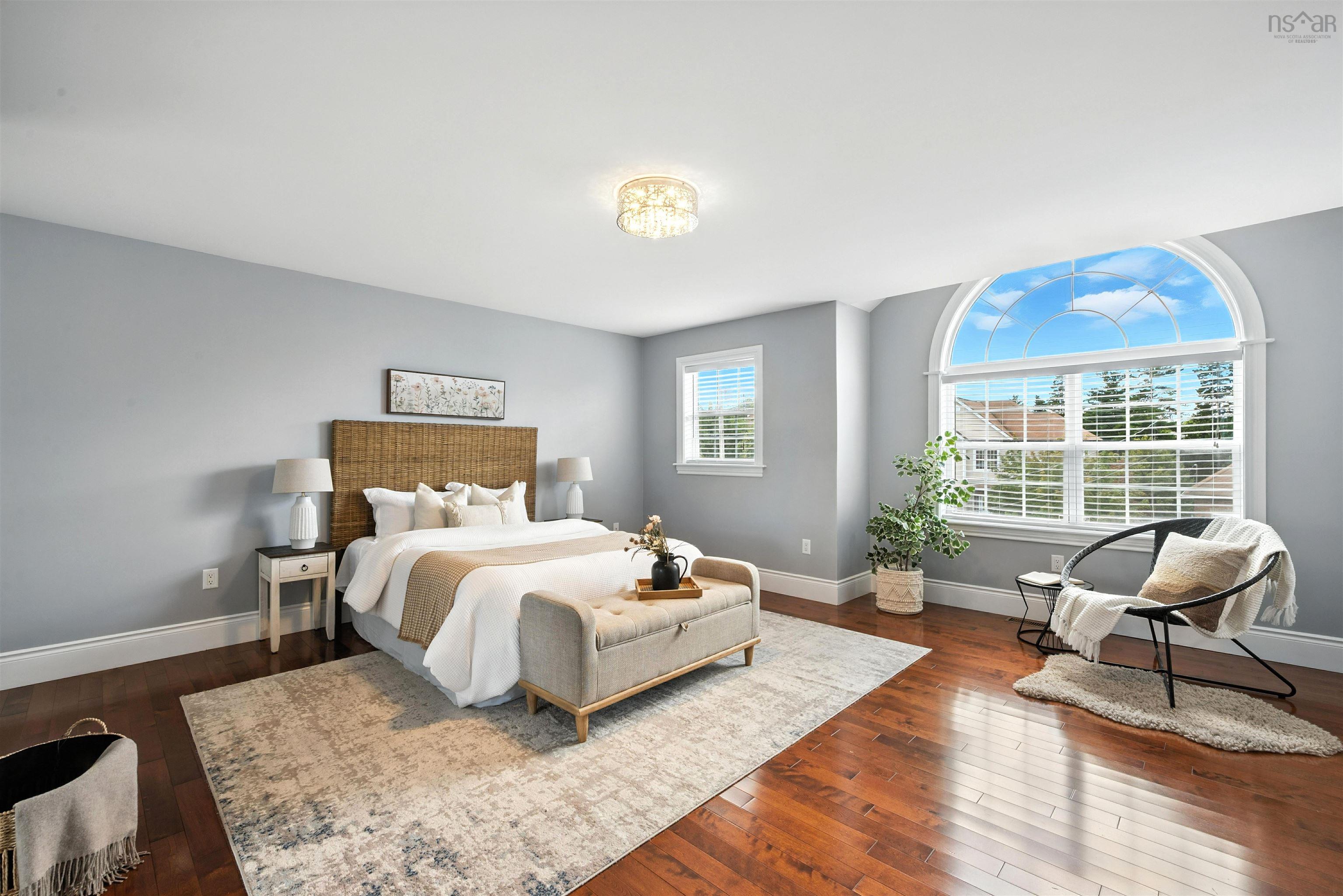 $929,900.00: 426 Southgate Drive, Bedford