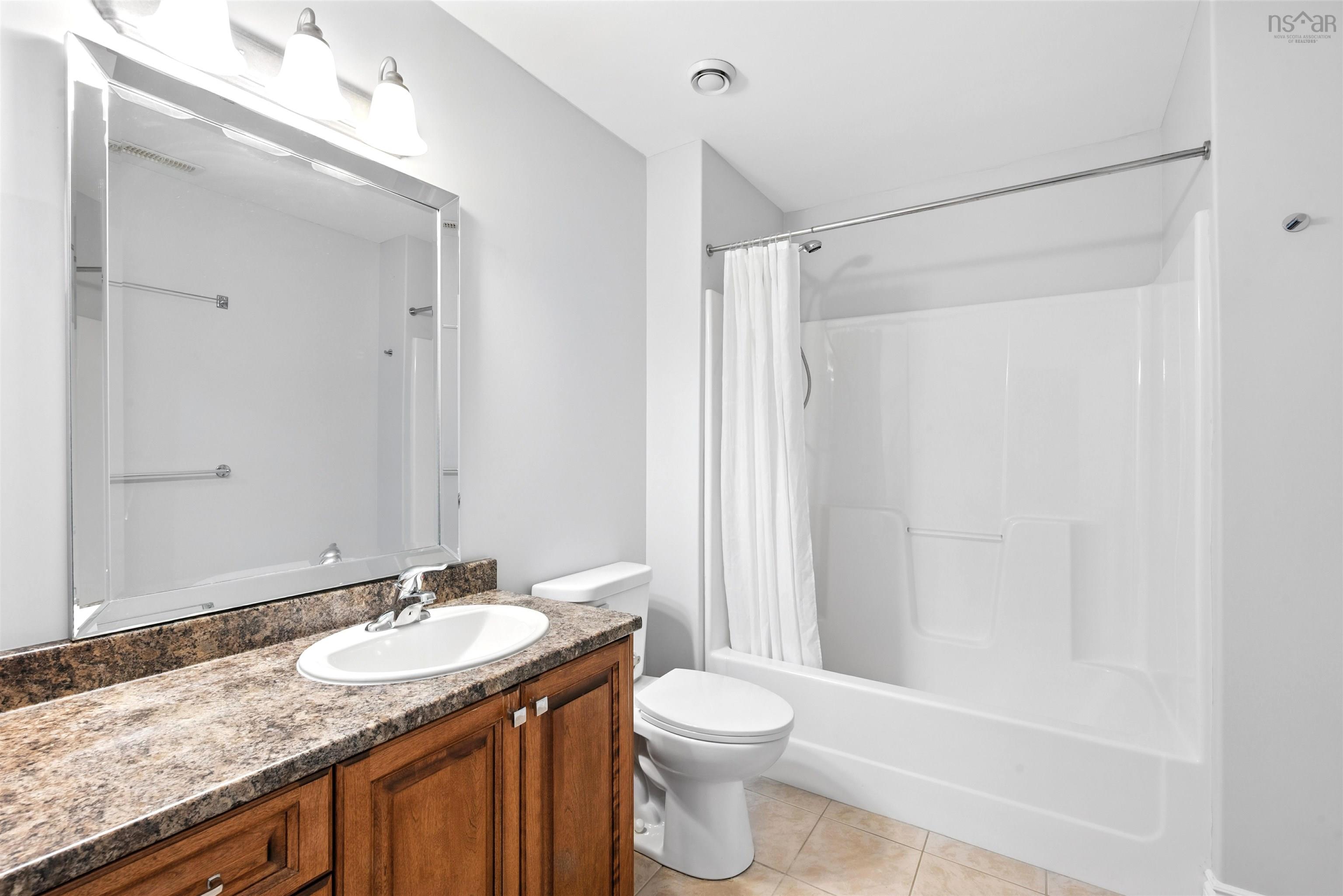 $929,900.00: 426 Southgate Drive, Bedford