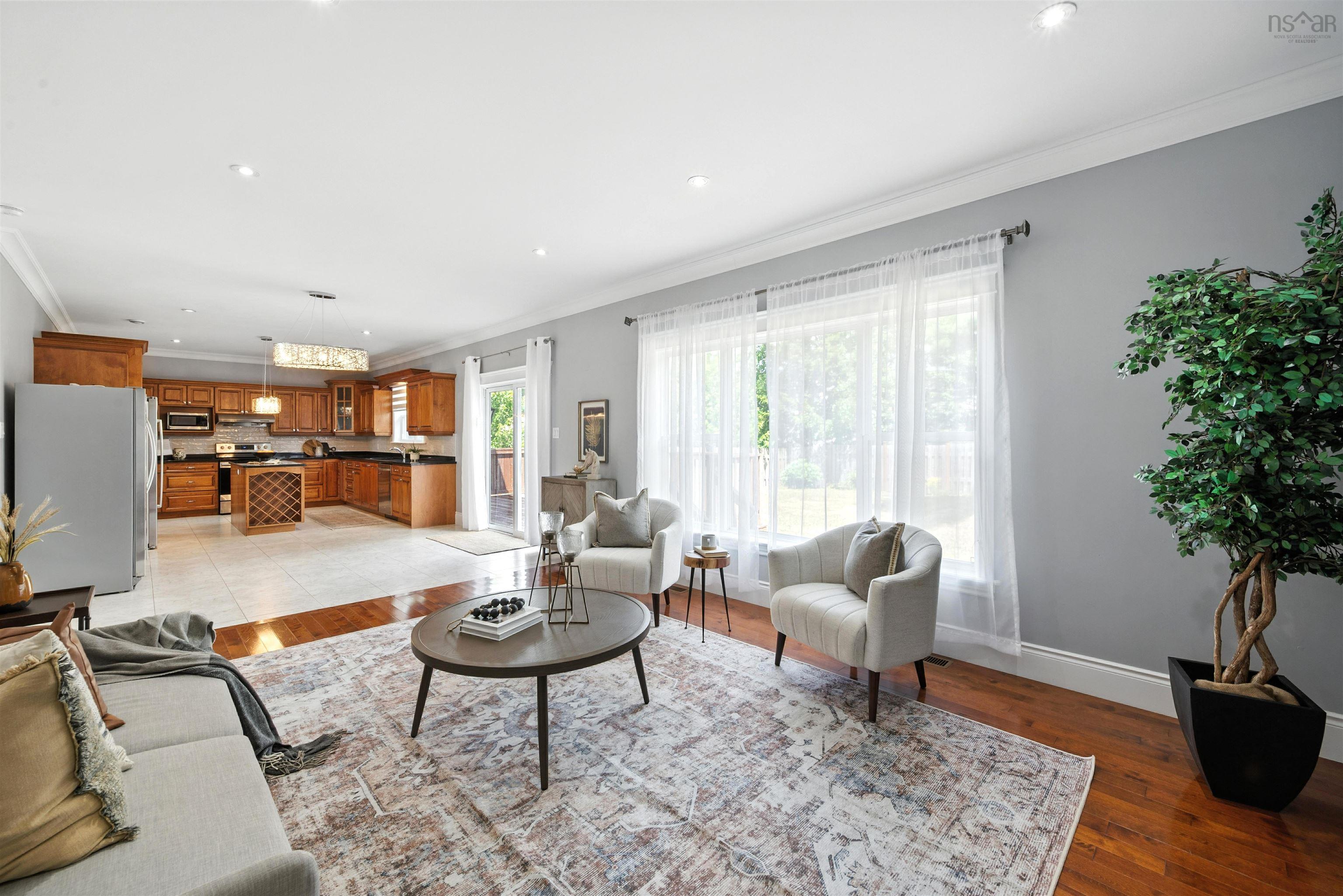 $929,900.00: 426 Southgate Drive, Bedford