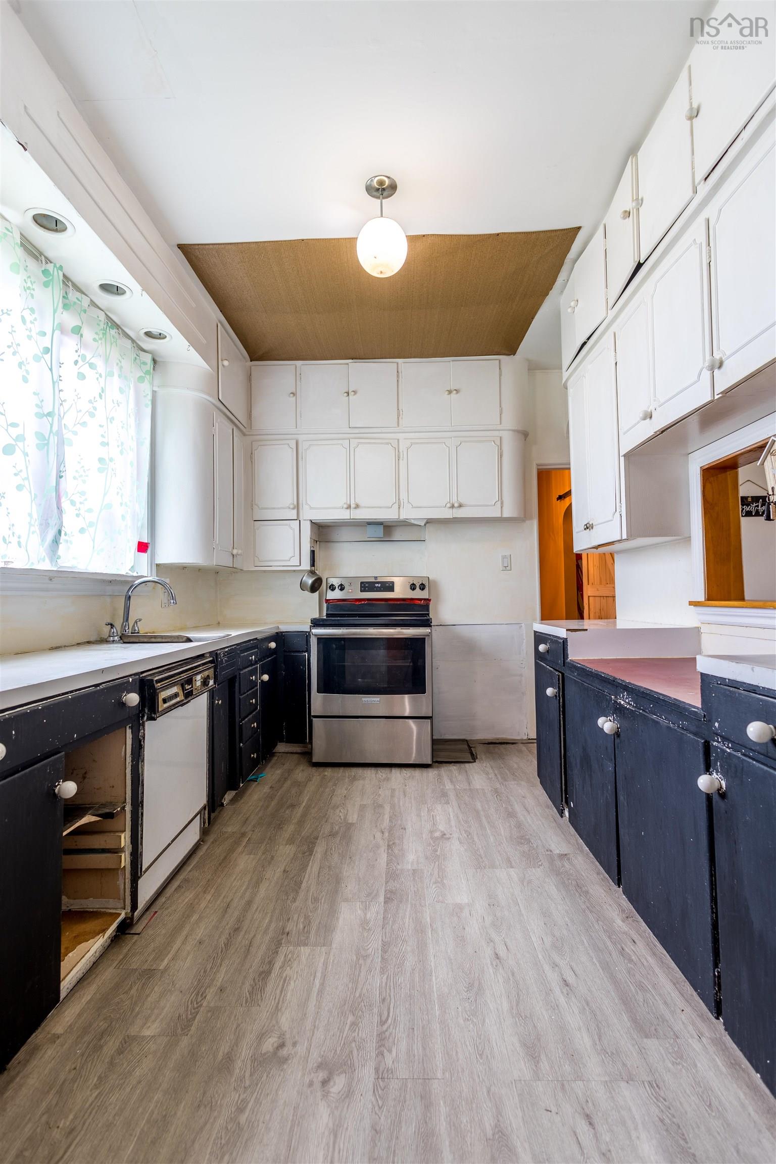 $189,000.00: 324 York Street, Glace Bay