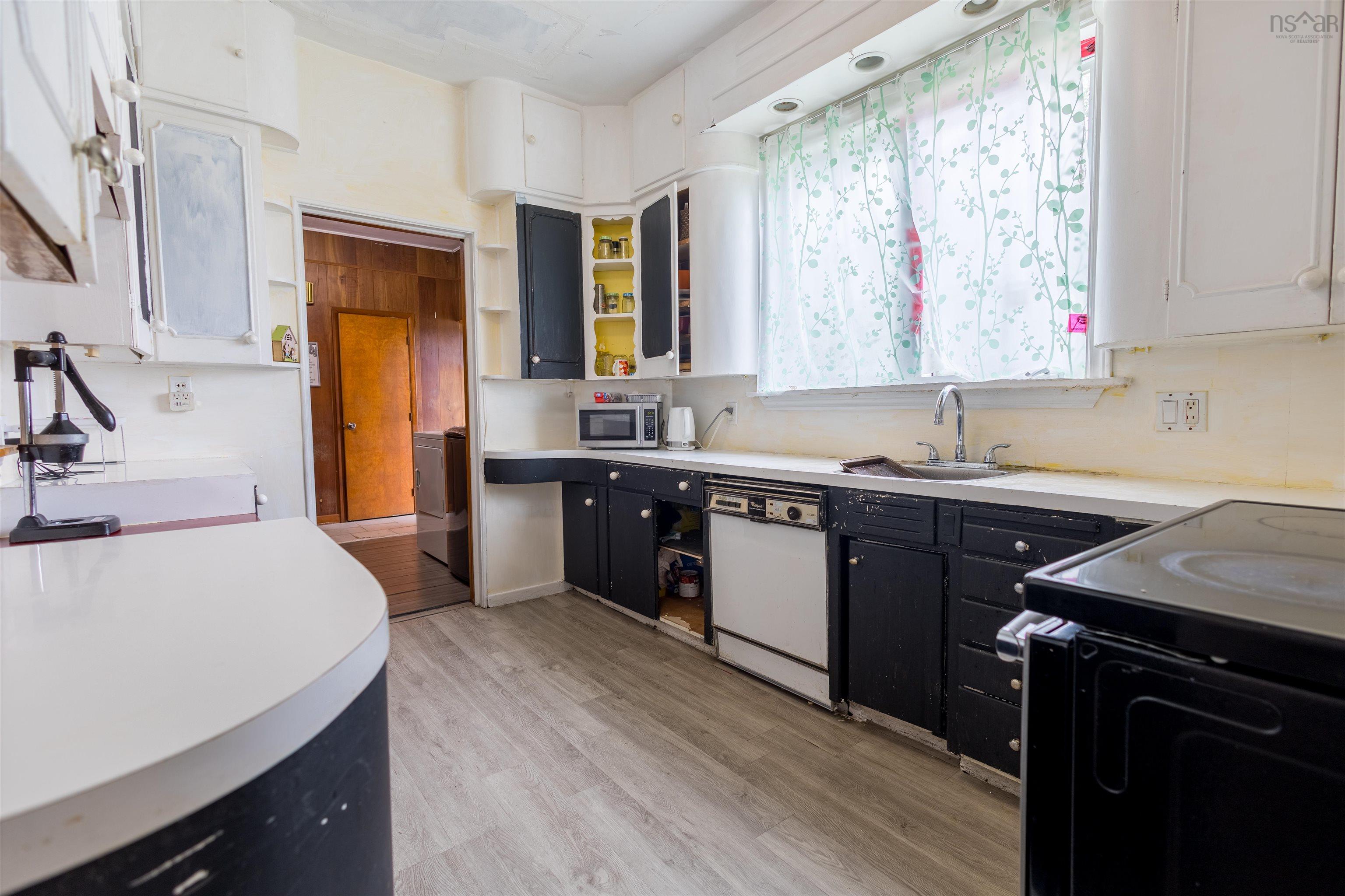 $189,000.00: 324 York Street, Glace Bay