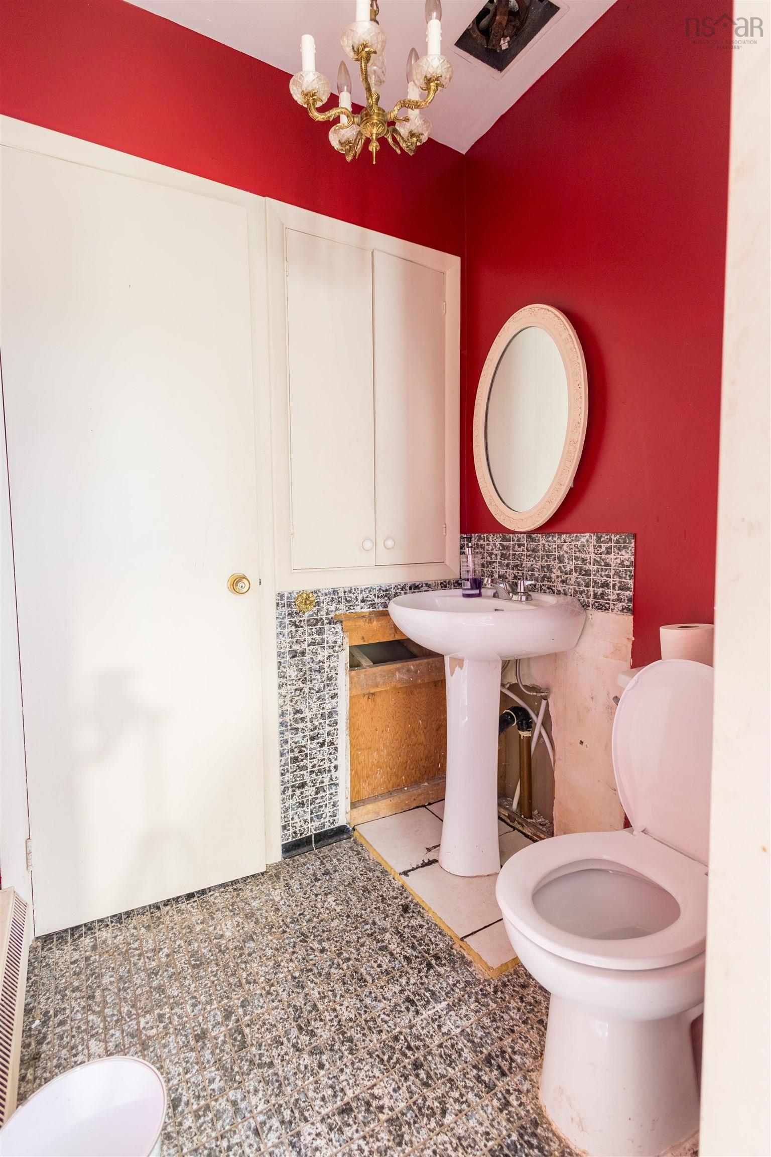 $189,000.00: 324 York Street, Glace Bay