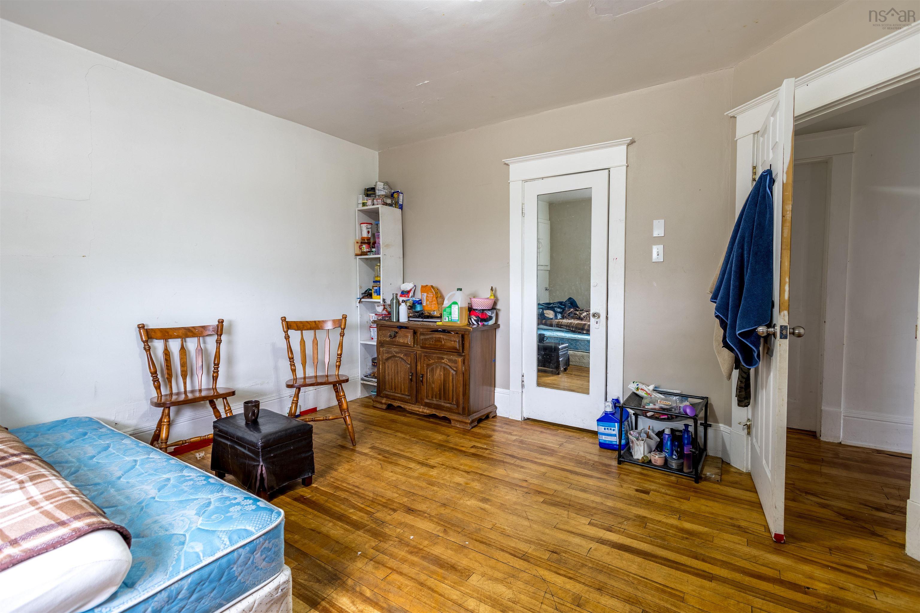 $189,000.00: 324 York Street, Glace Bay