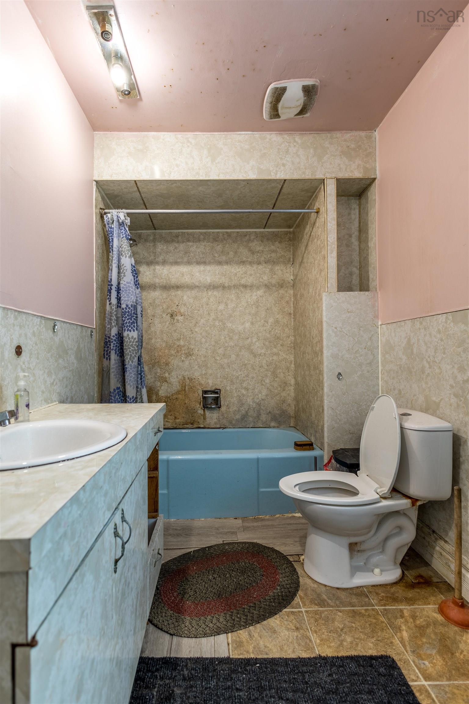 $189,000.00: 324 York Street, Glace Bay