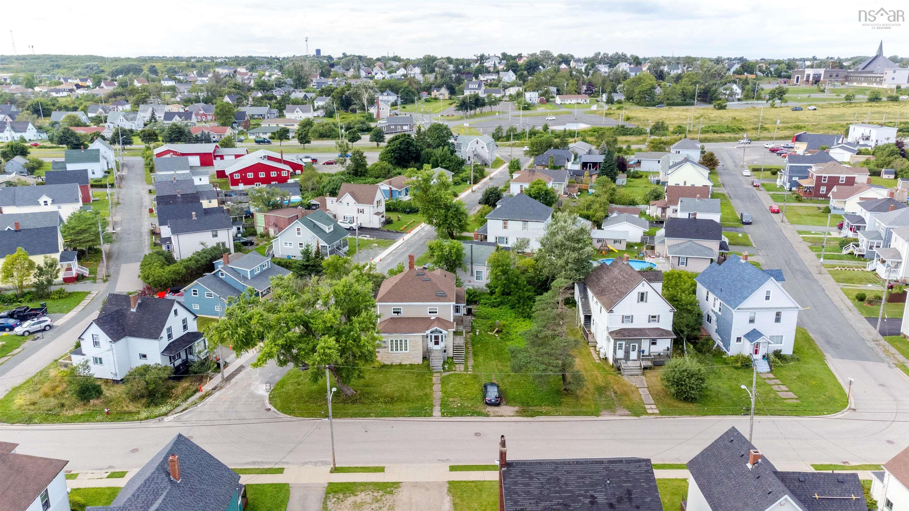 $189,000.00: 324 York Street, Glace Bay