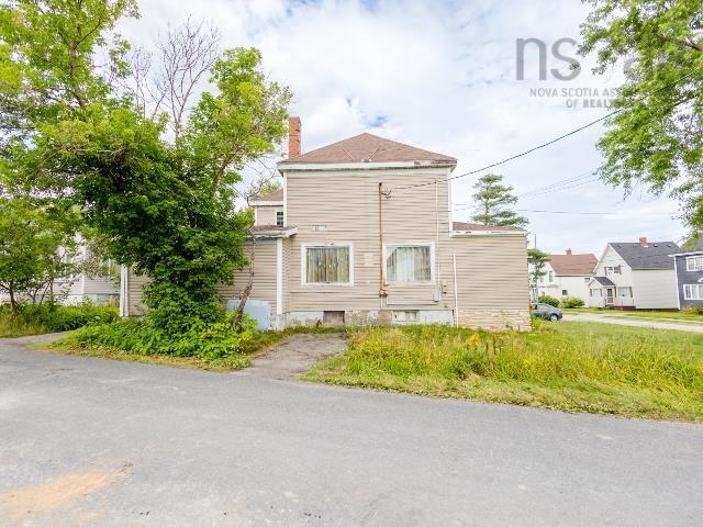 $189,000.00: 324 York Street, Glace Bay
