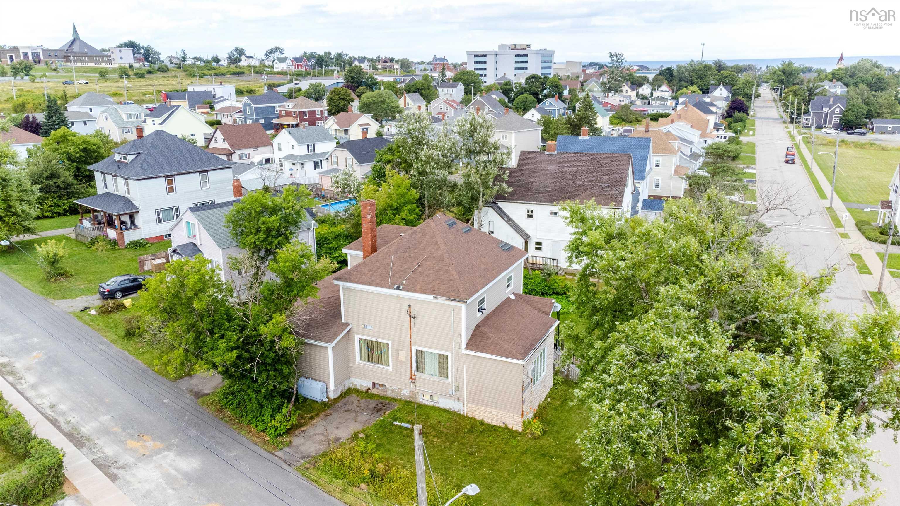 $189,000.00: 324 York Street, Glace Bay