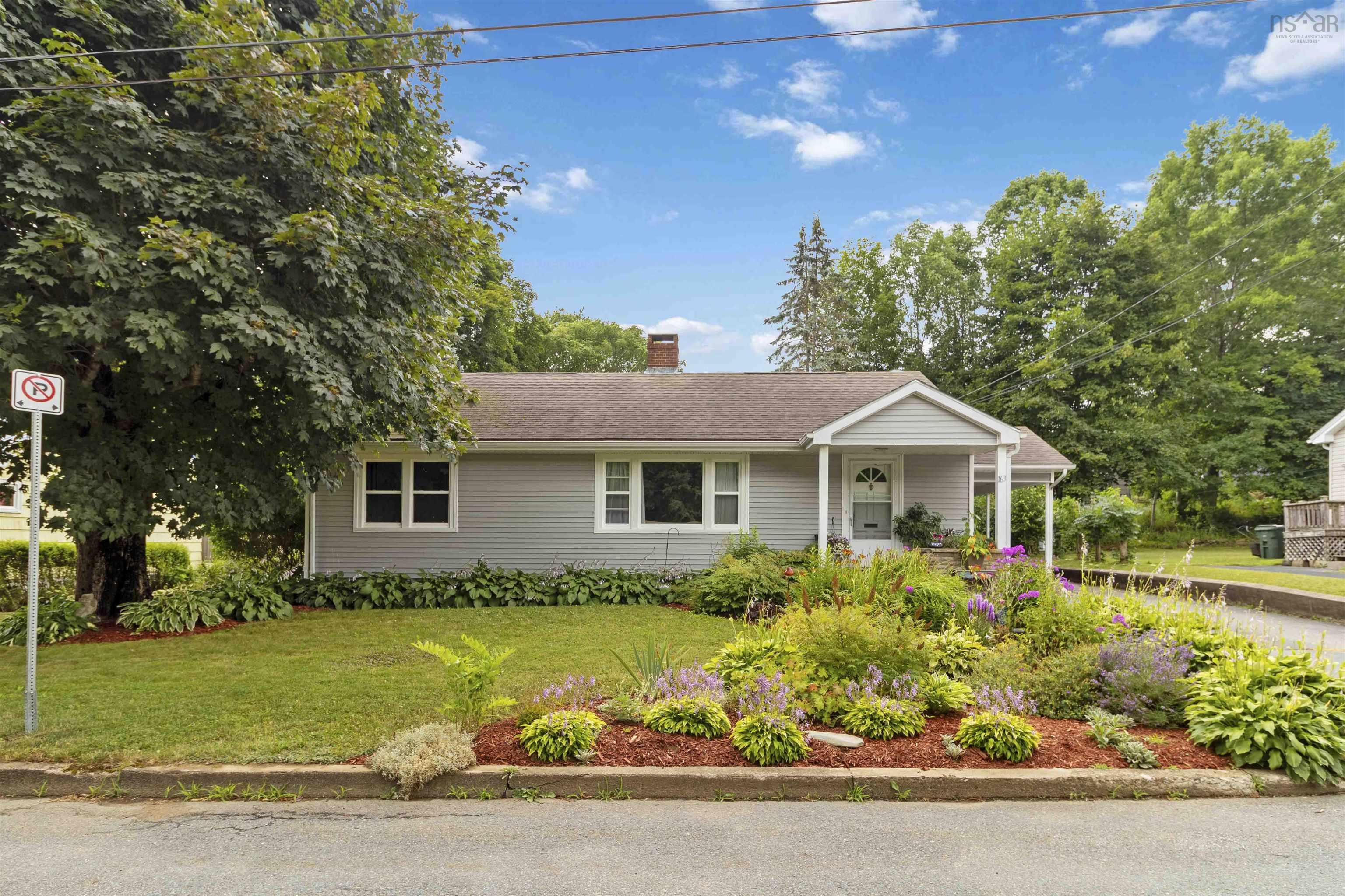 $399,900.00: 163 Crescent Street, Bridgewater