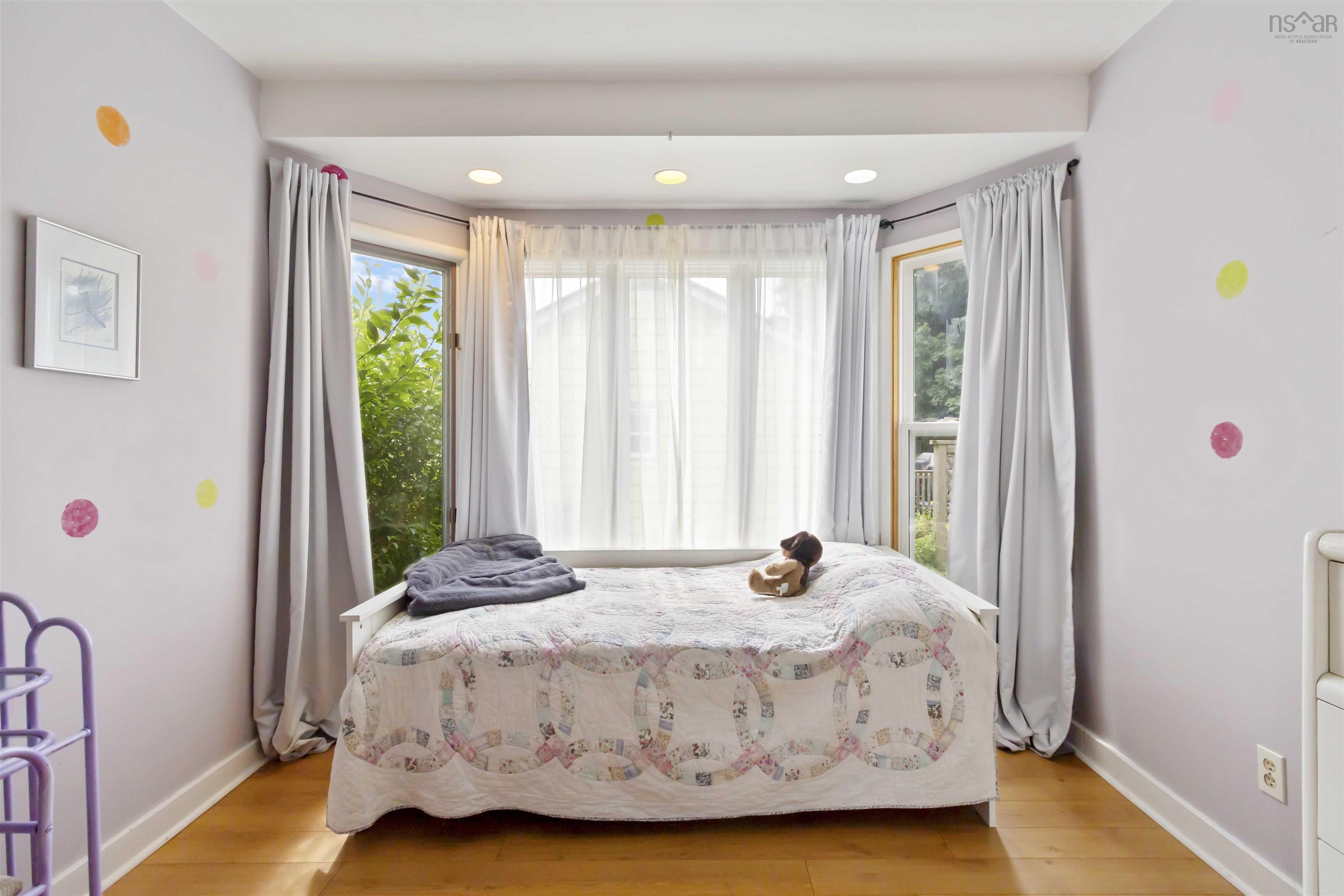 $399,900.00: 163 Crescent Street, Bridgewater