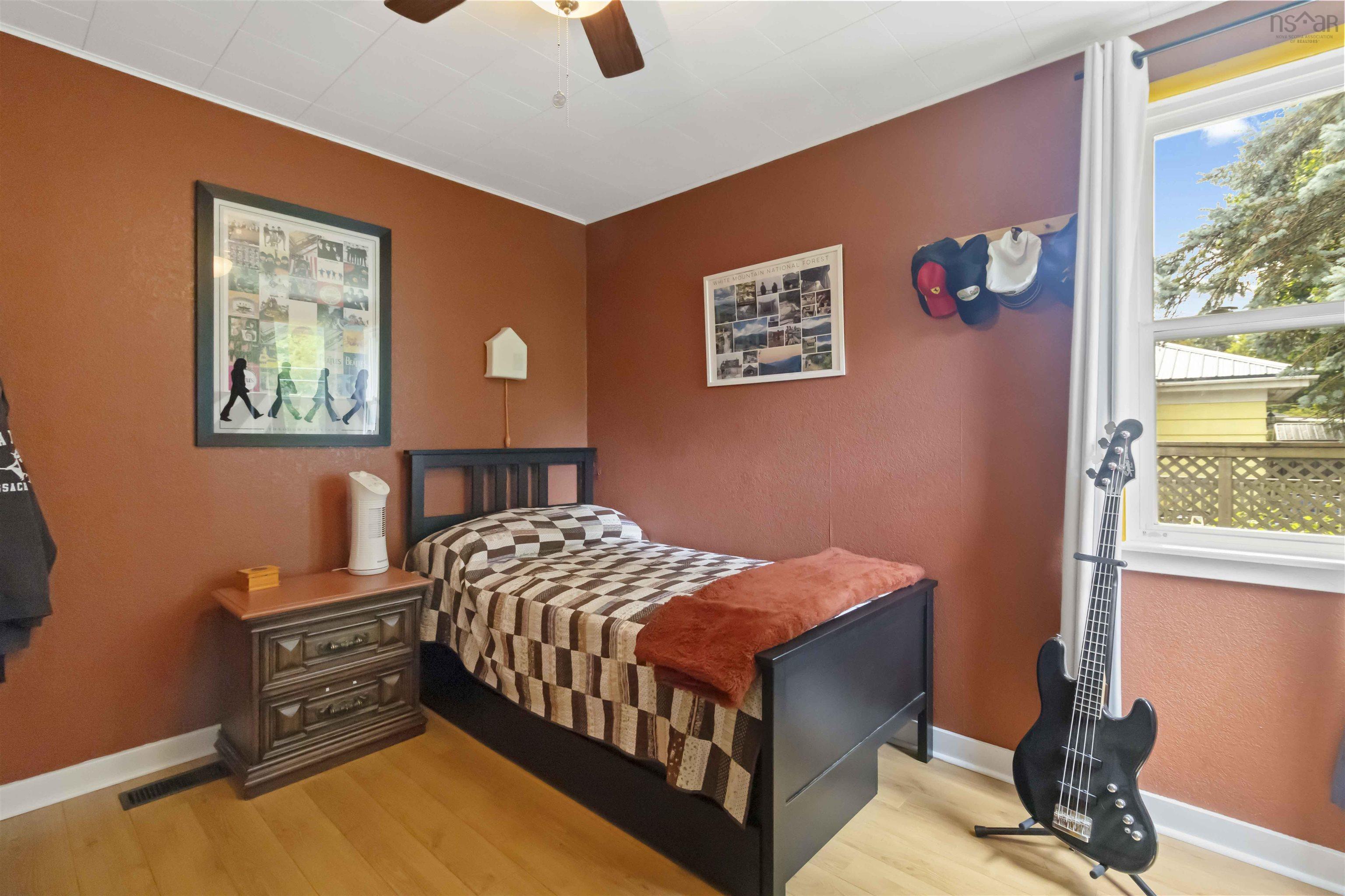 $399,900.00: 163 Crescent Street, Bridgewater