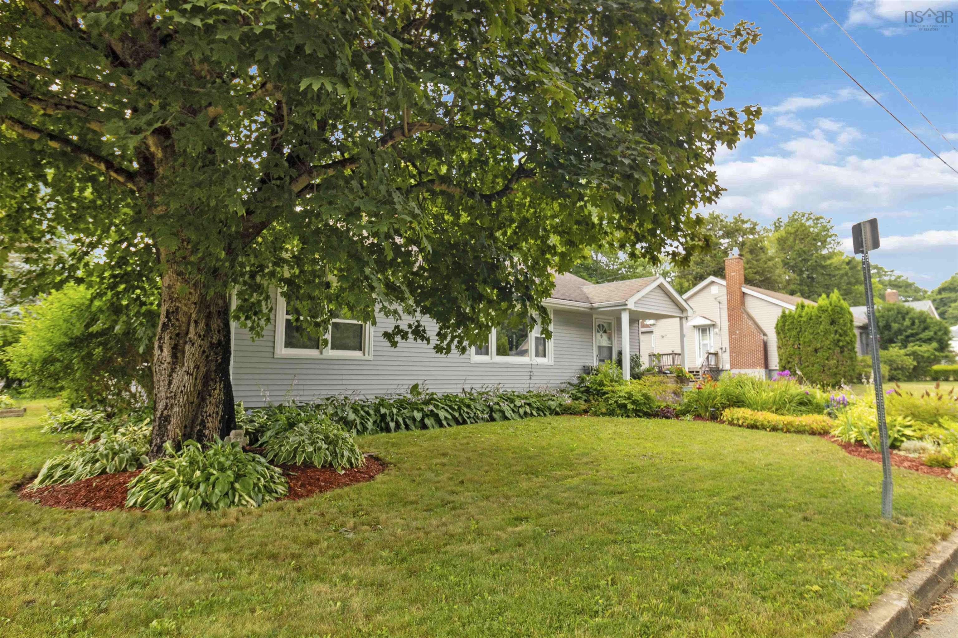 $399,900.00: 163 Crescent Street, Bridgewater