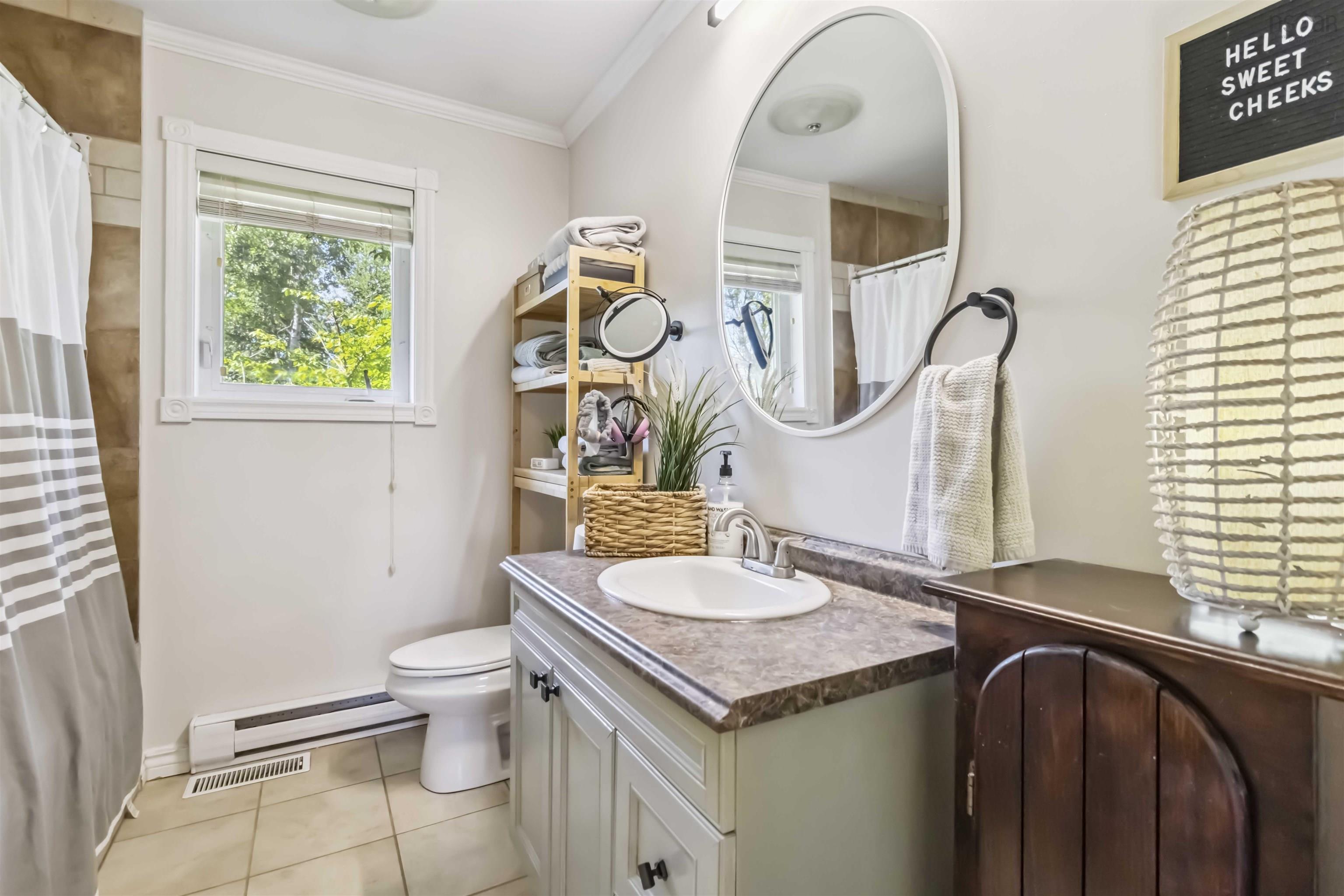 $429,900.00: 8 Green Road, Lantz