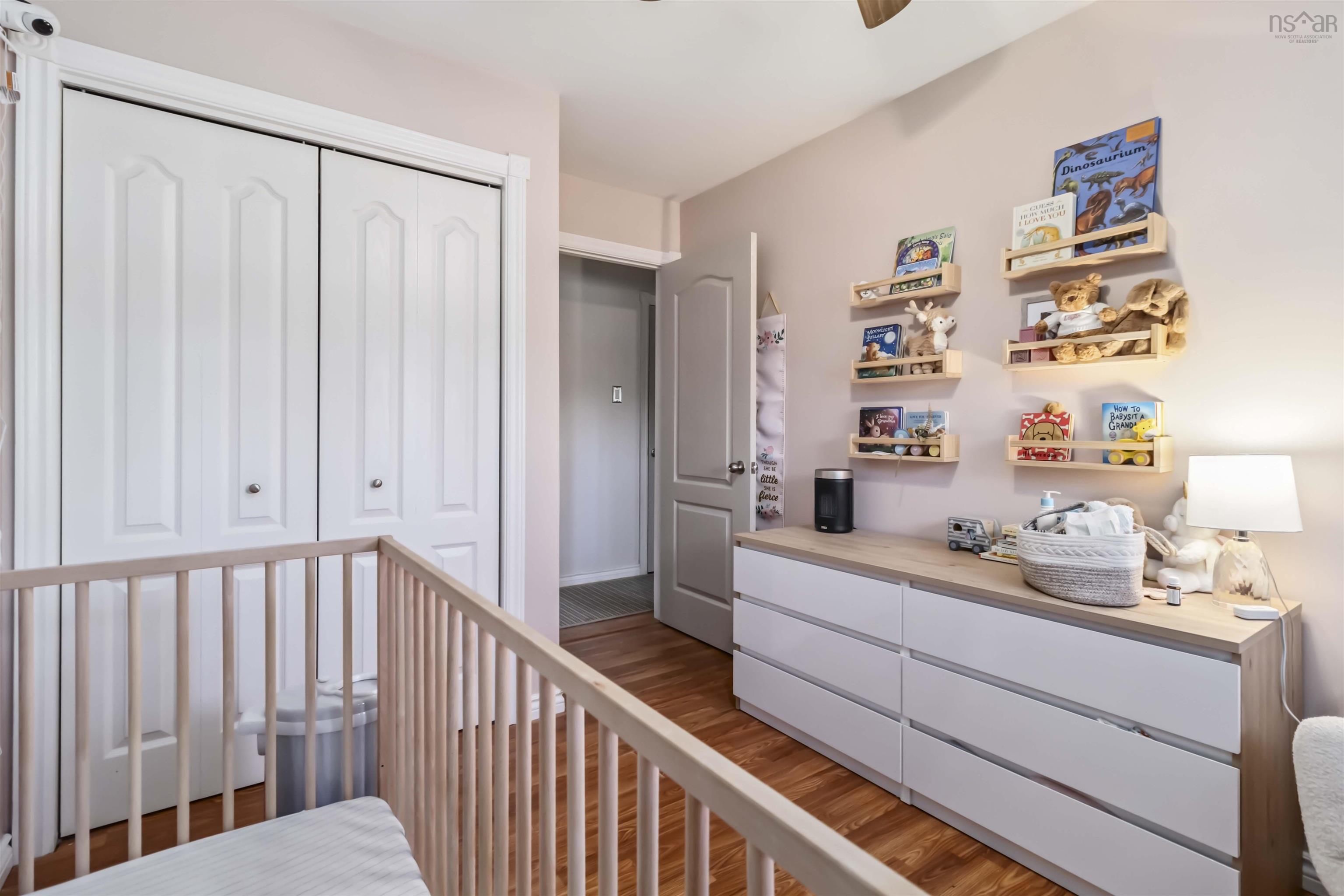 $429,900.00: 8 Green Road, Lantz