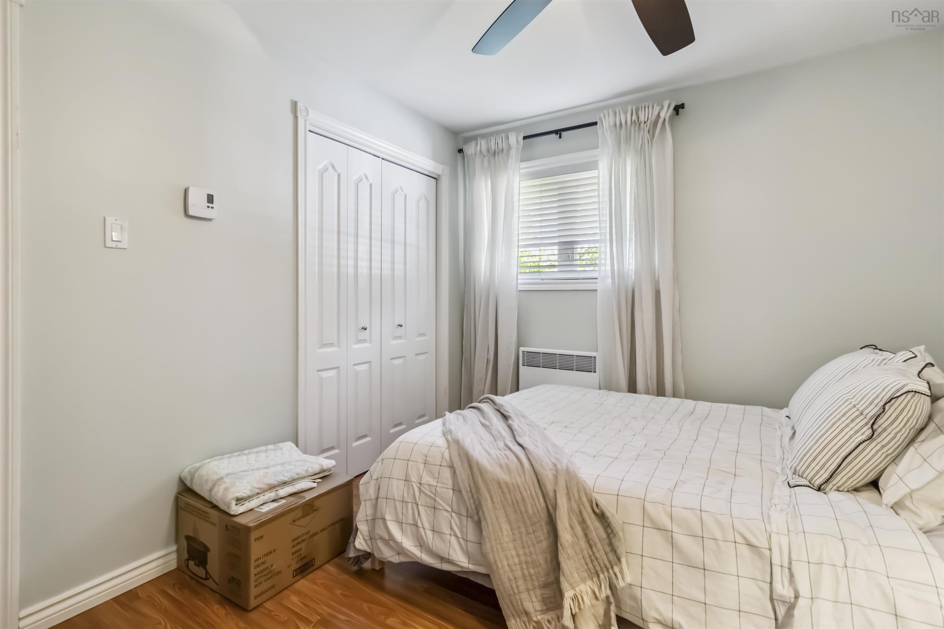 $429,900.00: 8 Green Road, Lantz