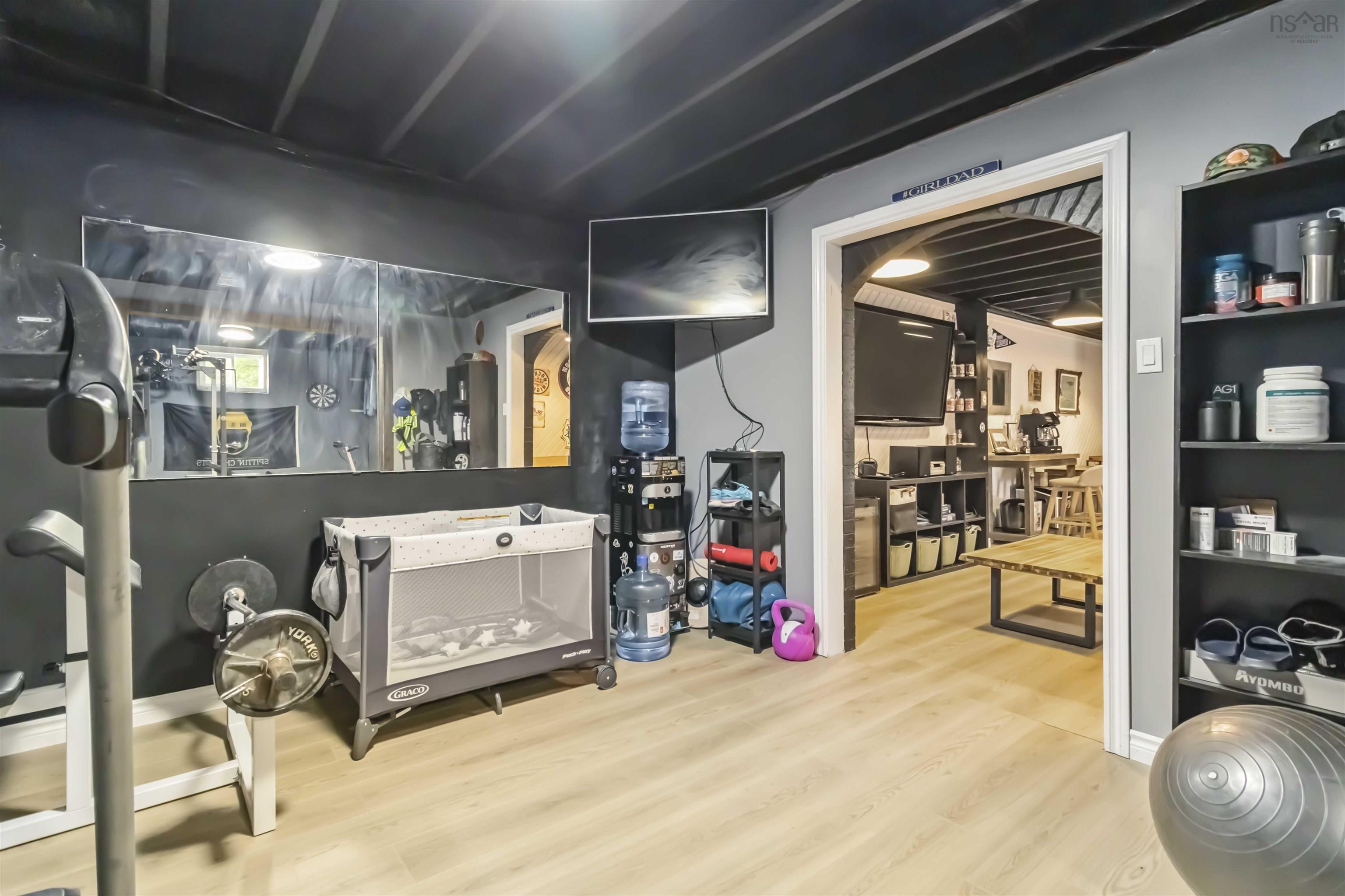 $429,900.00: 8 Green Road, Lantz