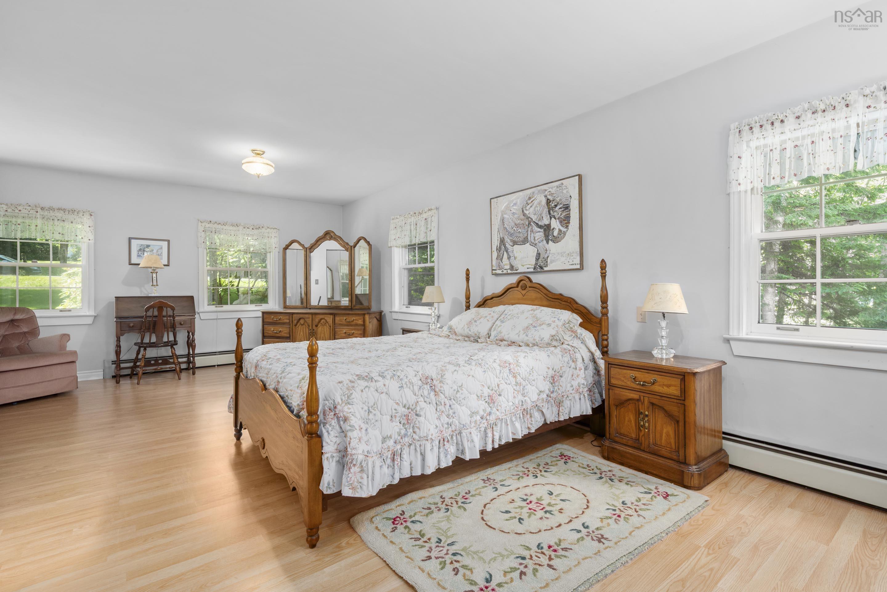 $779,900.00: 54 Halfway Lake Drive, Hammonds Plains