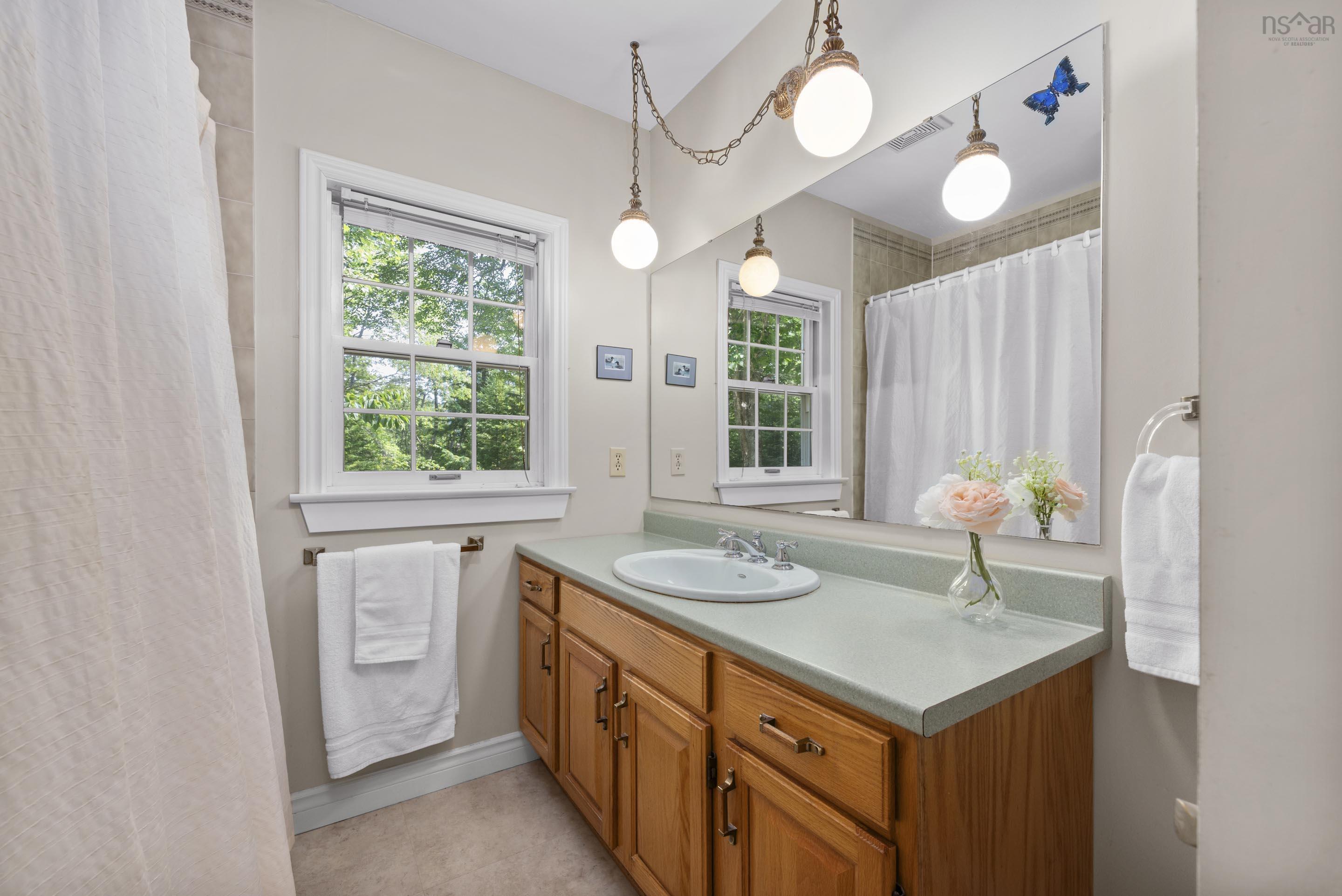 $779,900.00: 54 Halfway Lake Drive, Hammonds Plains