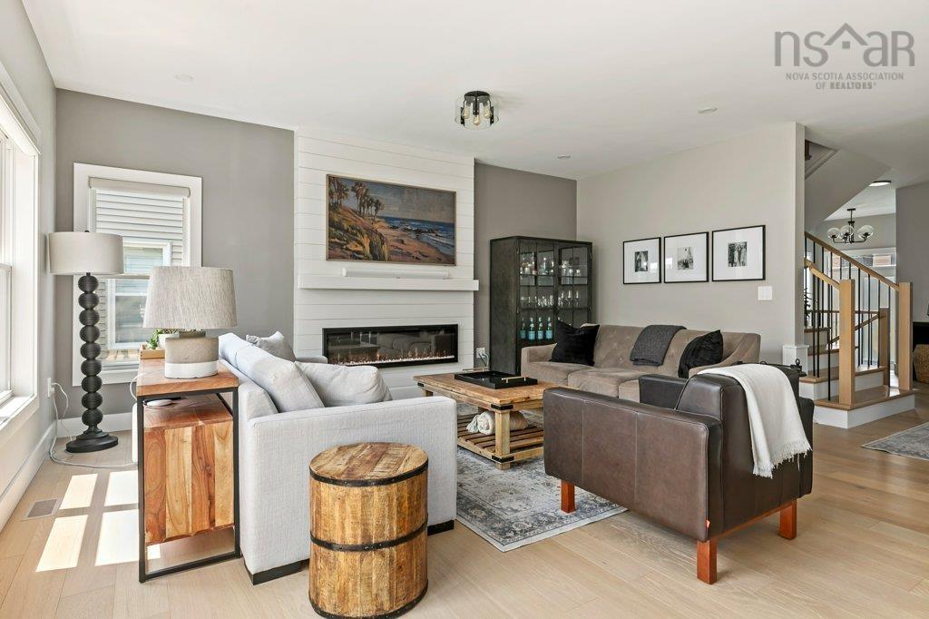 $959,900.00: 269 Talus Avenue, Bedford