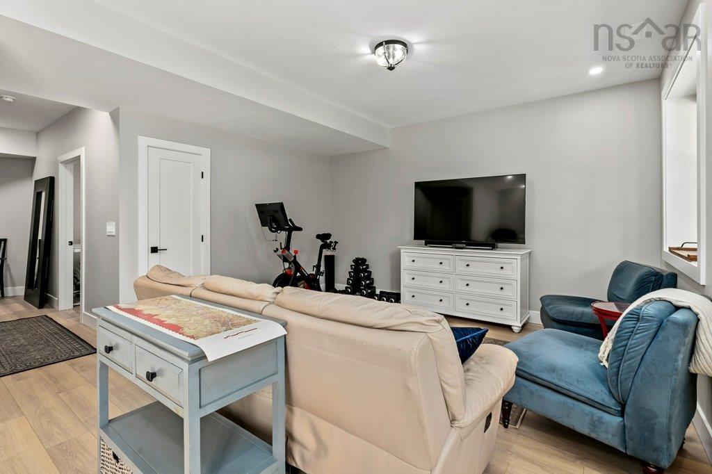 $959,900.00: 269 Talus Avenue, Bedford