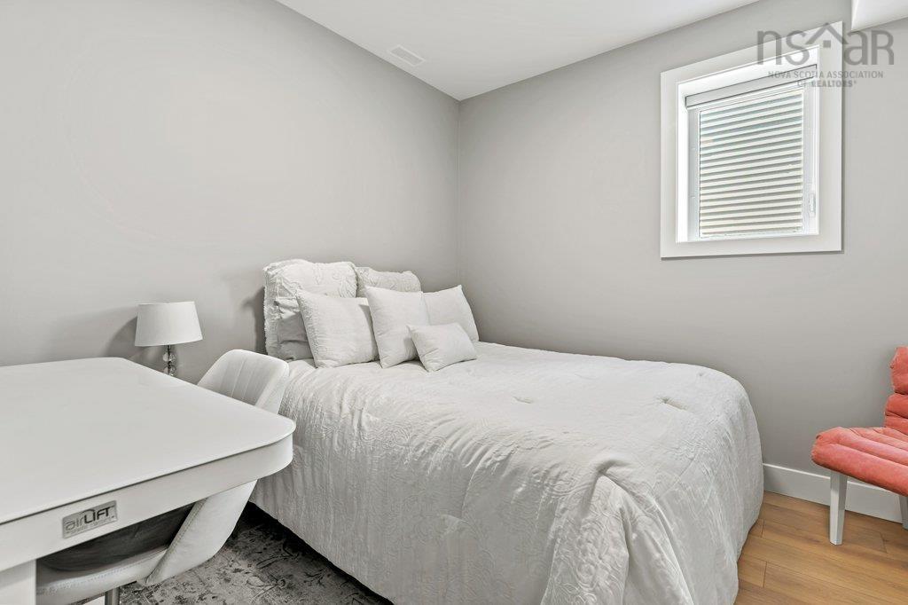 $959,900.00: 269 Talus Avenue, Bedford