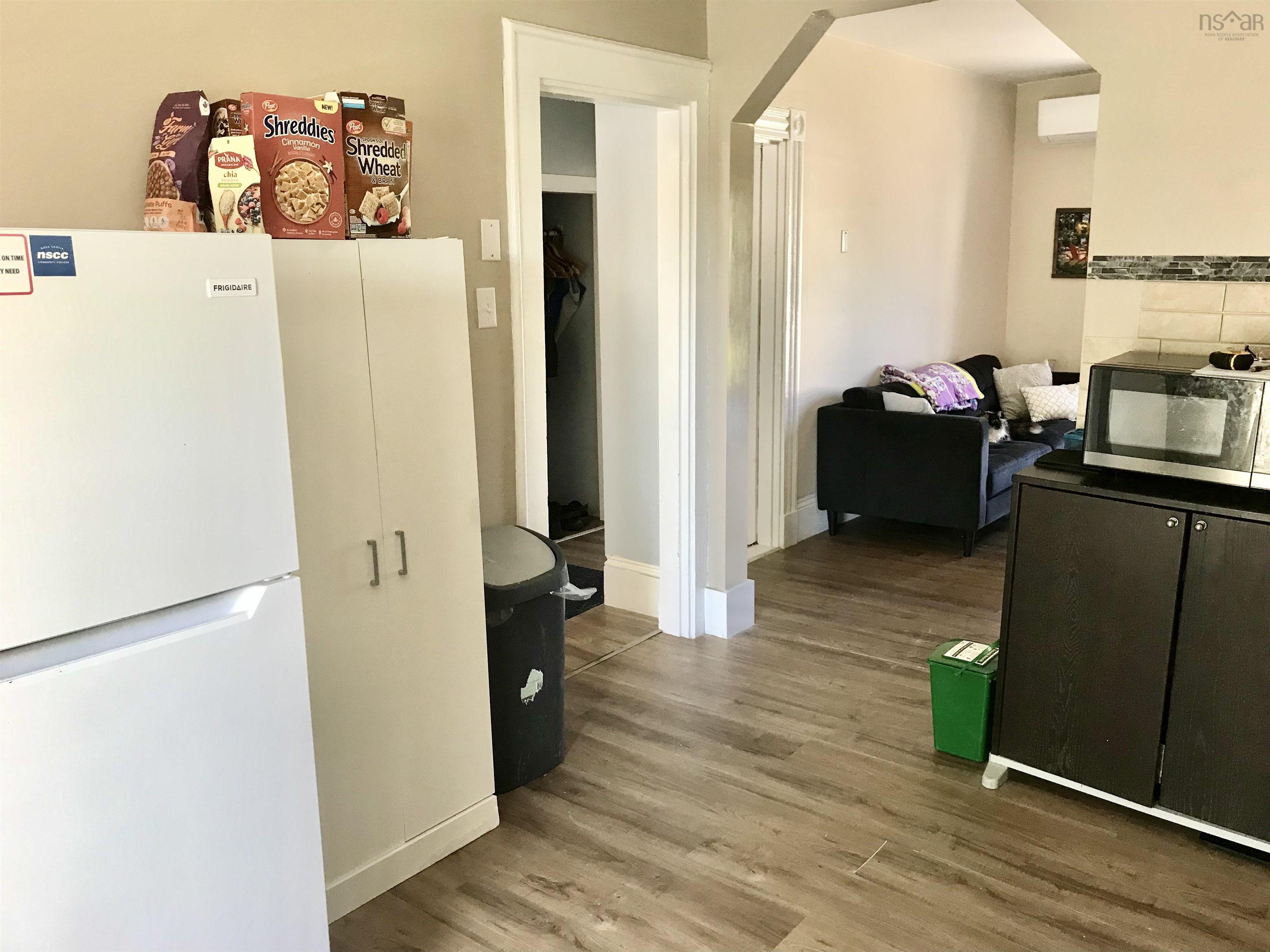 $249,900.00: 31 Barnard Street, Yarmouth