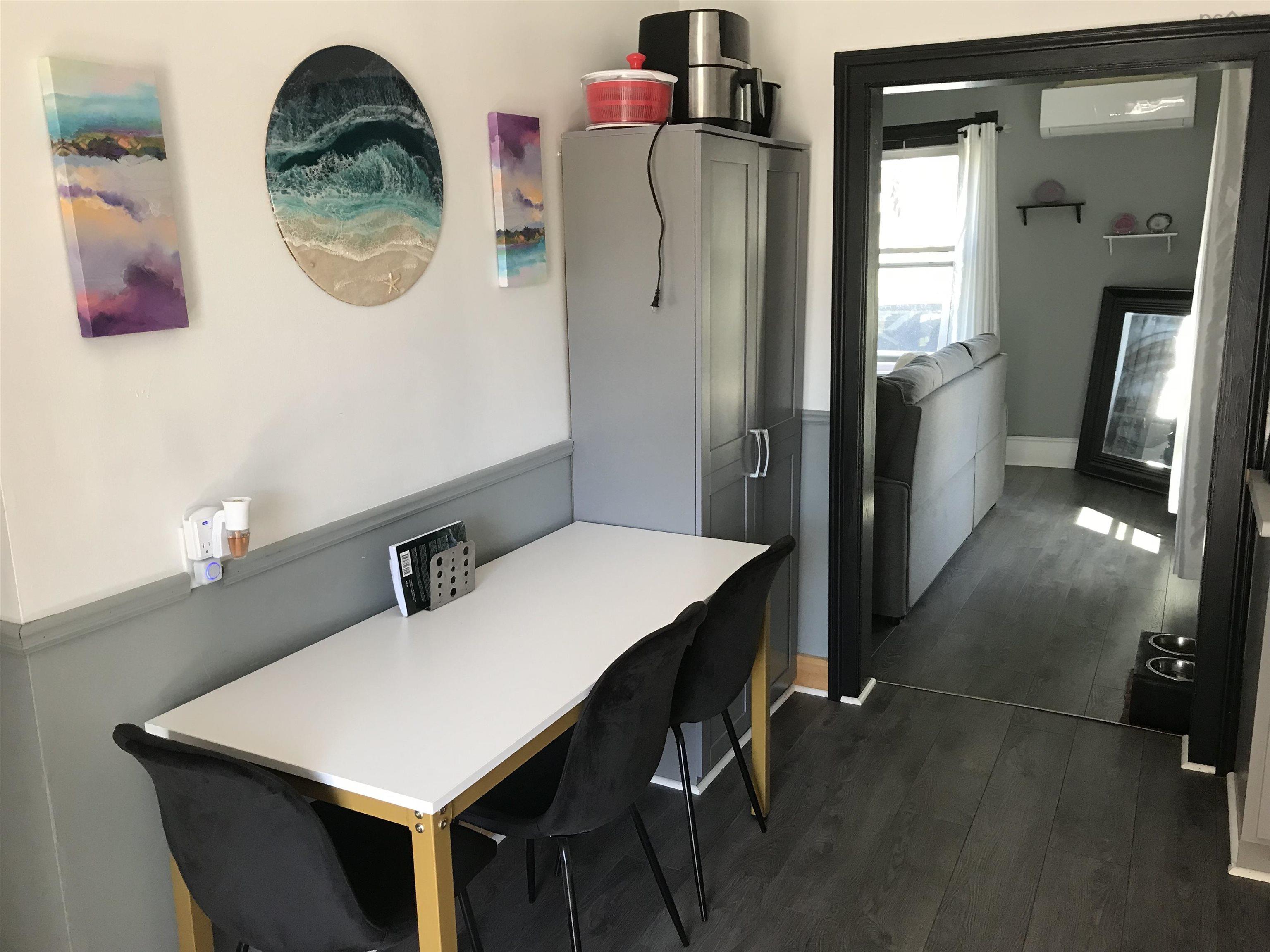 $249,900.00: 31 Barnard Street, Yarmouth