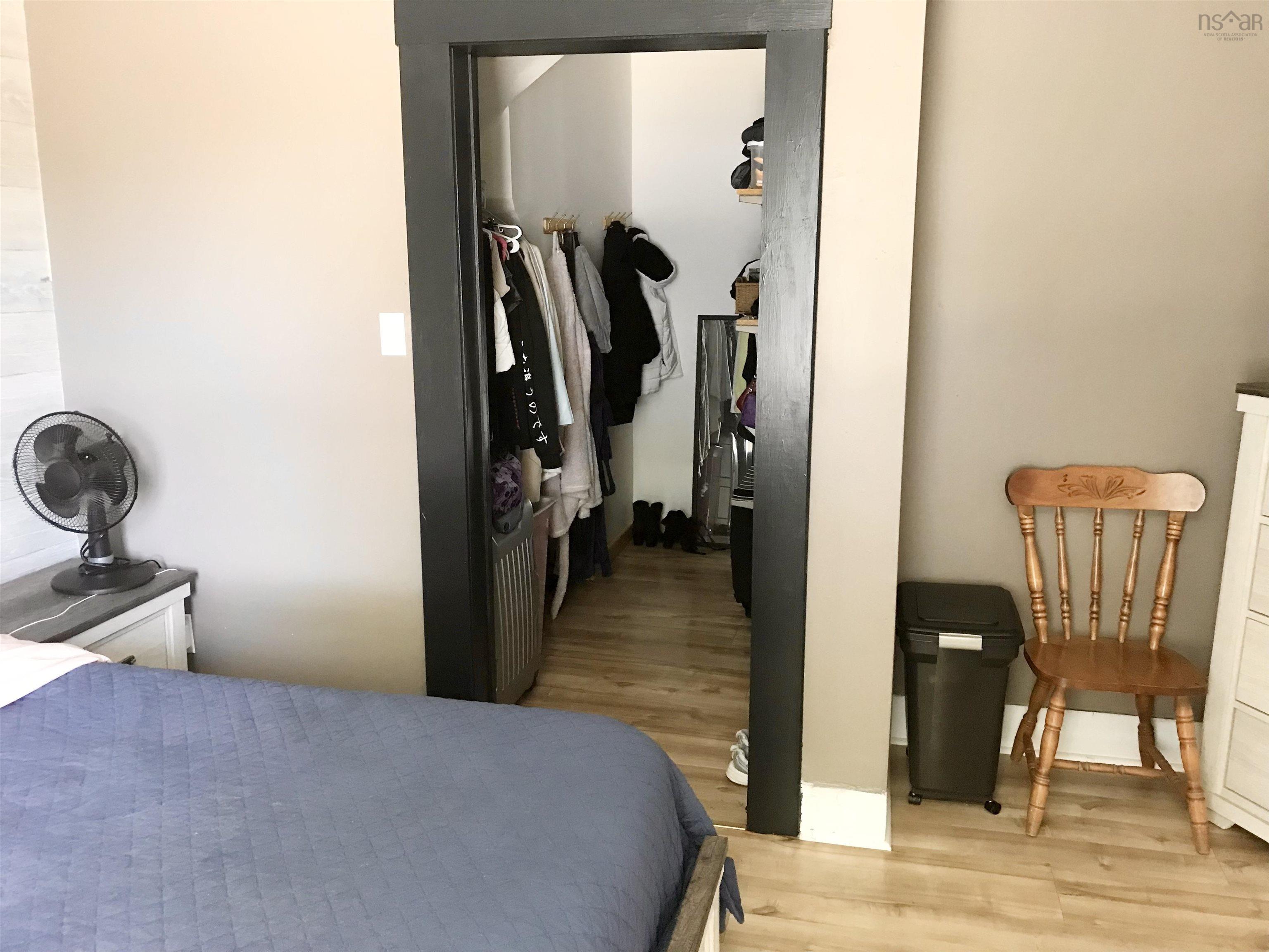 $249,900.00: 31 Barnard Street, Yarmouth