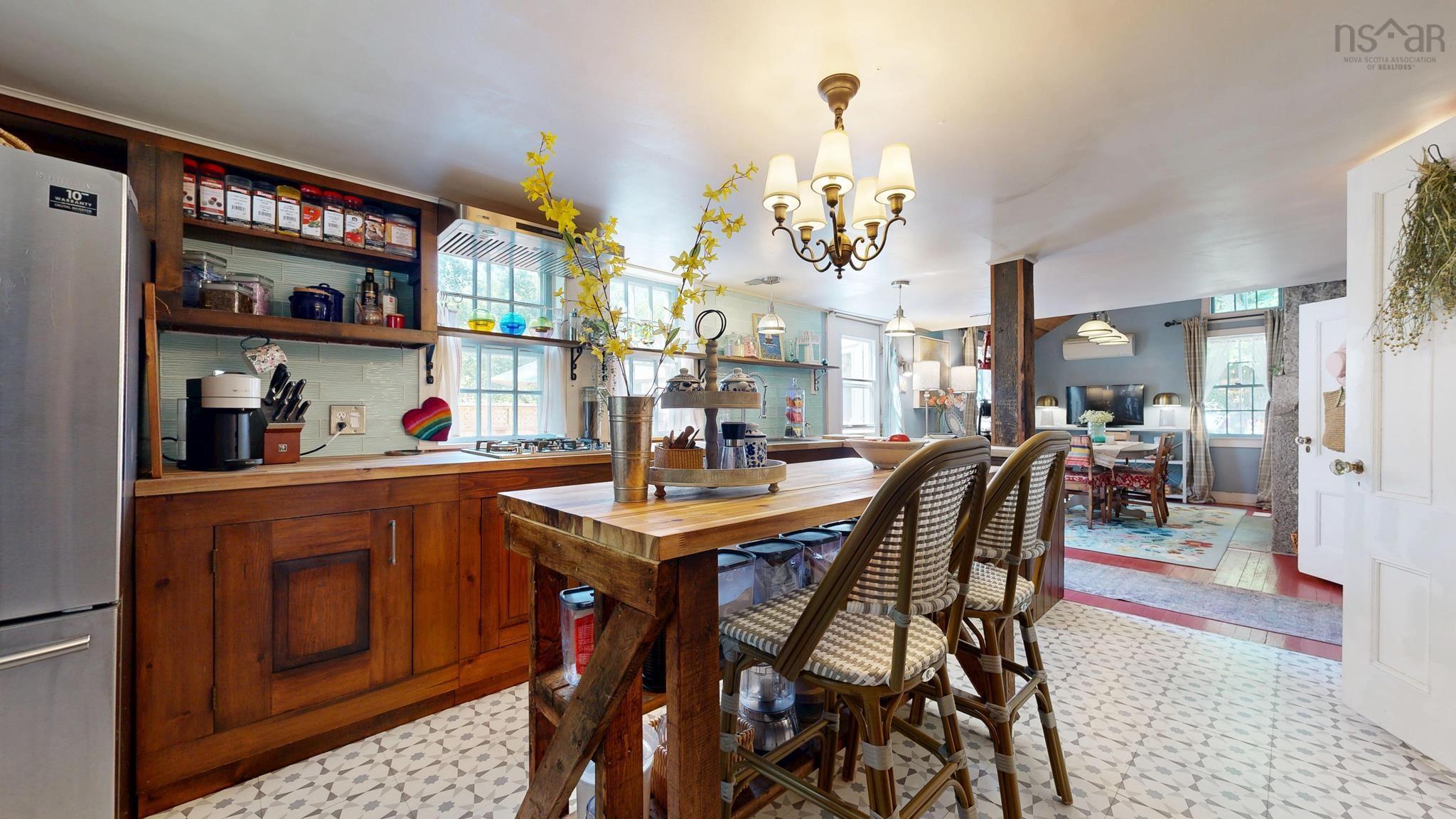 $419,000.00: 17 George Street, Shelburne