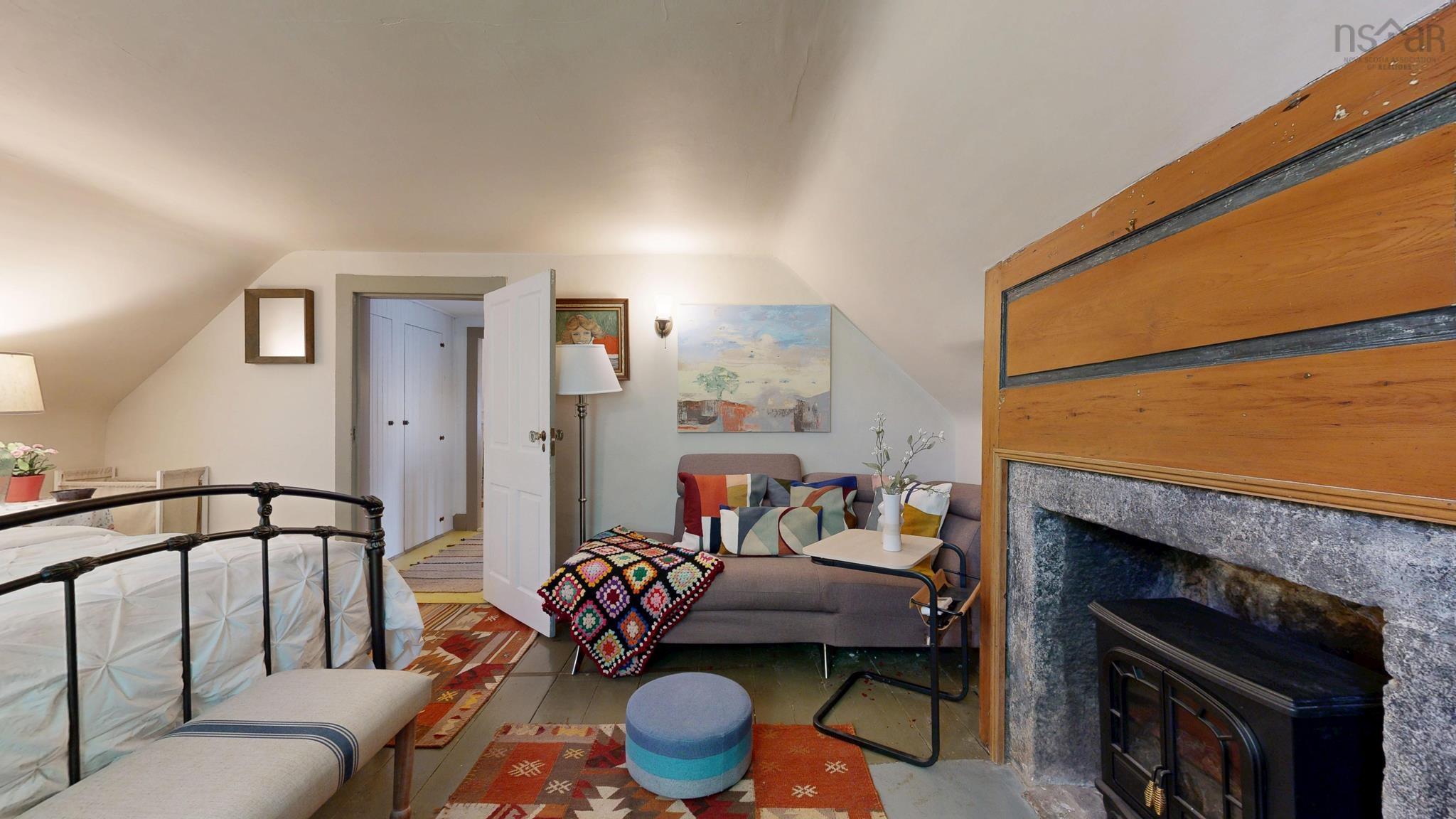 $419,000.00: 17 George Street, Shelburne