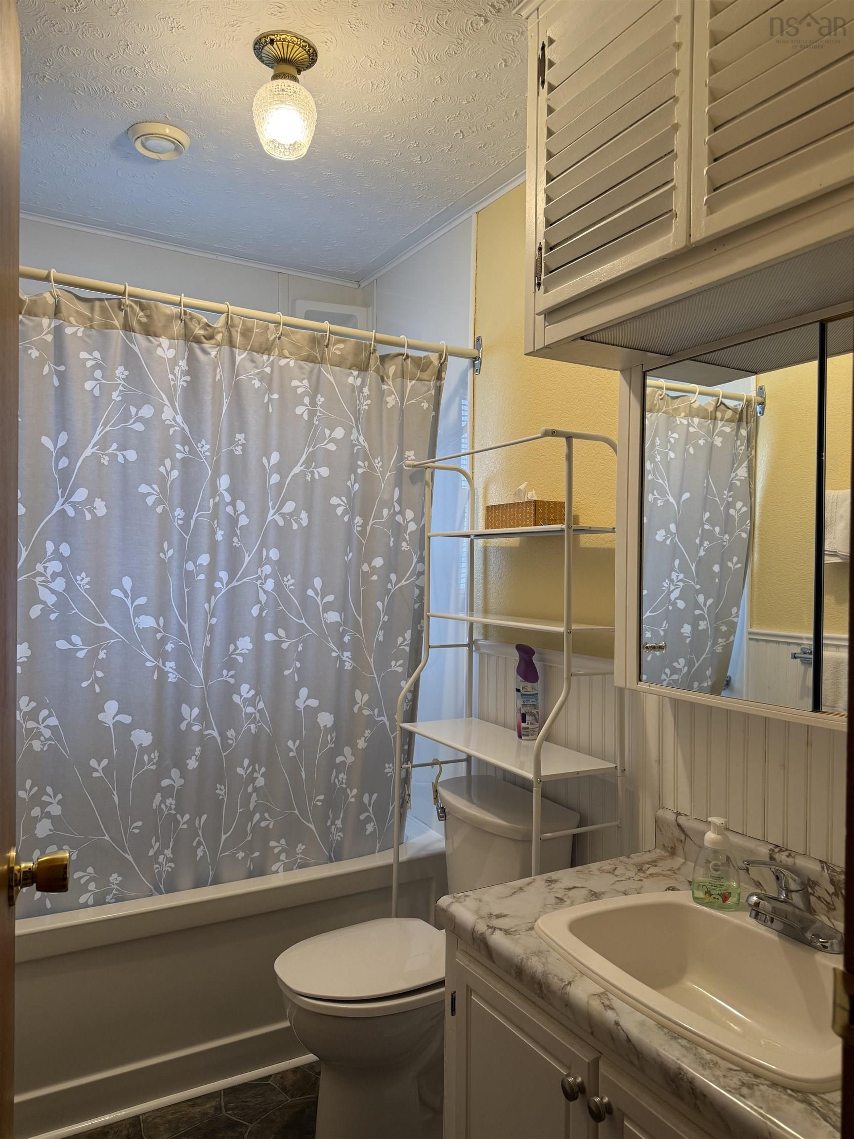 $285,000.00: 45 Murdocks Lane, Ponds