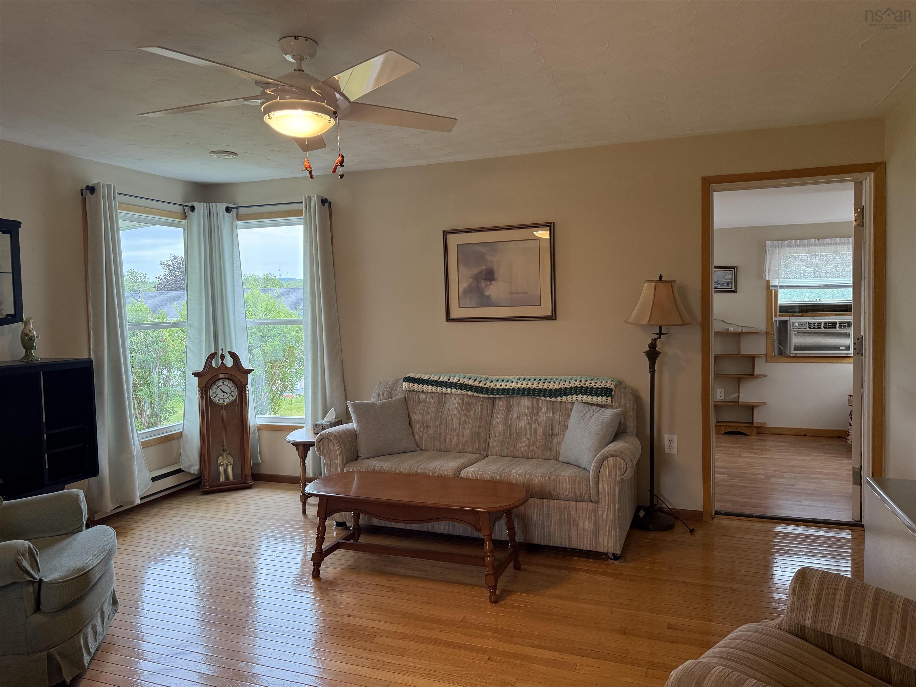 $285,000.00: 45 Murdocks Lane, Ponds