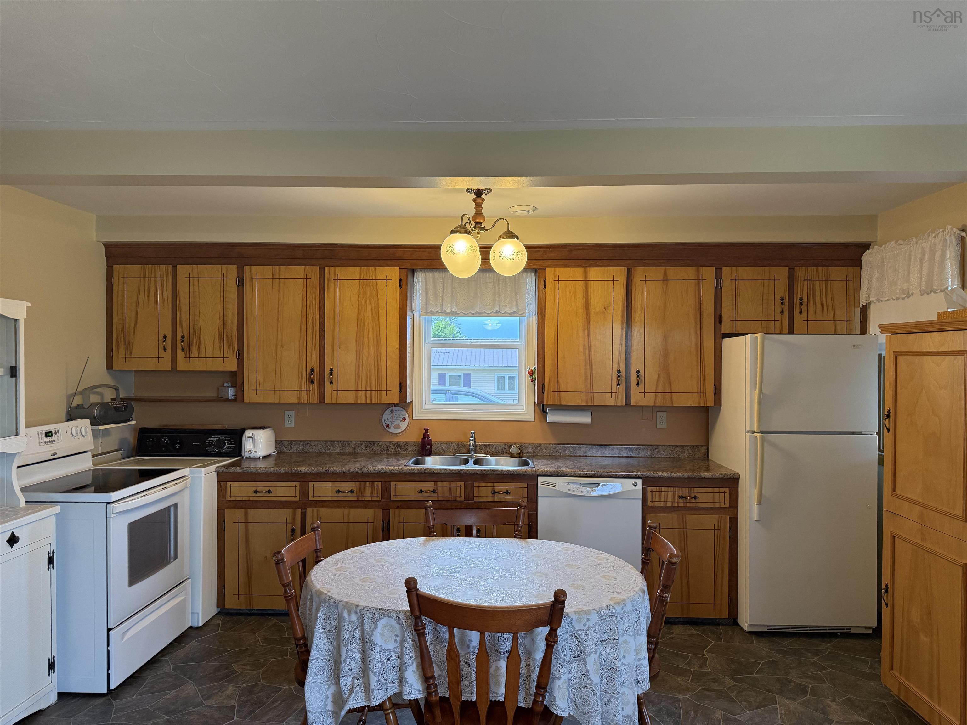 $285,000.00: 45 Murdocks Lane, Ponds