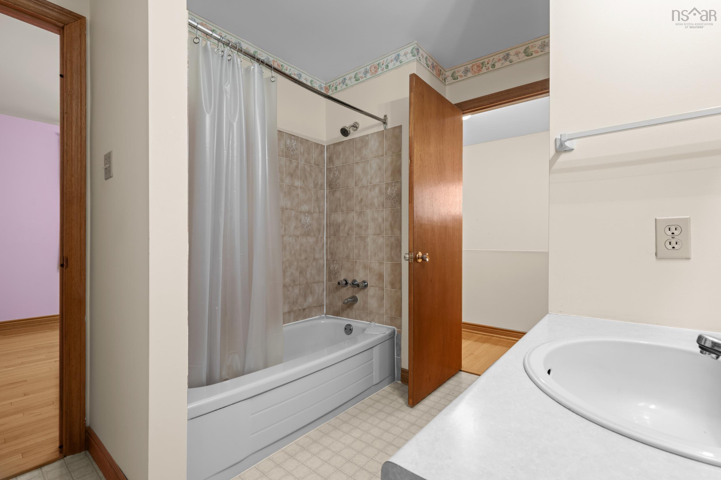 $459,900.00: 19 Herbert Road, Halifax