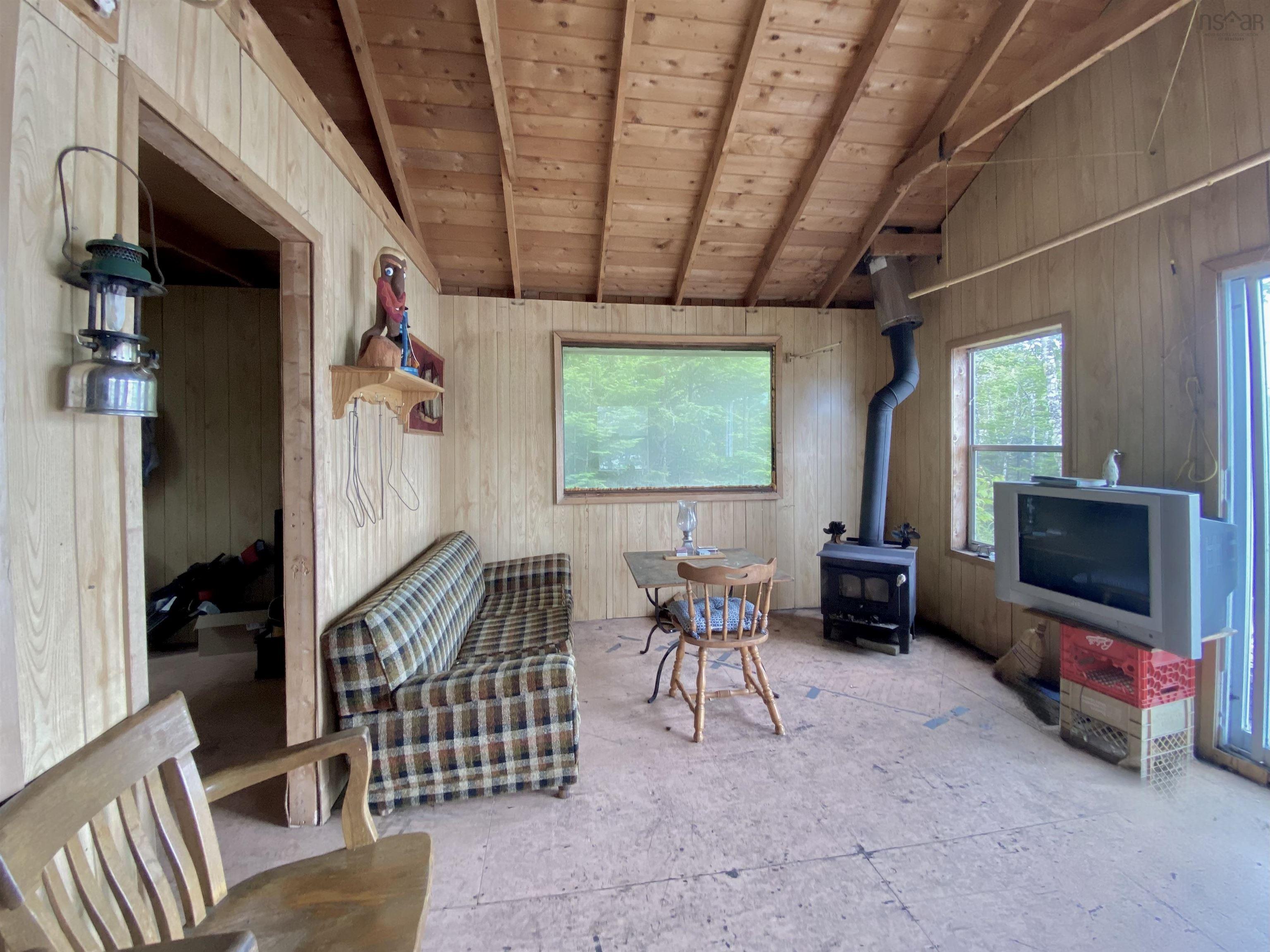 $169,900.00: Little Lake, Upper Lakeville