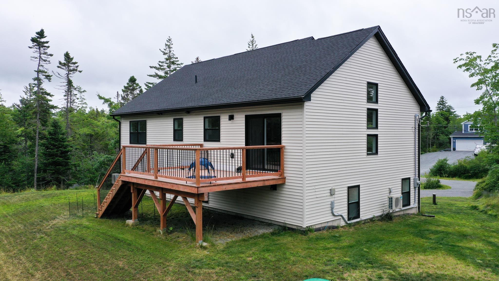 $699,900.00: 487 Wisteria Lane, Upper Tantallon