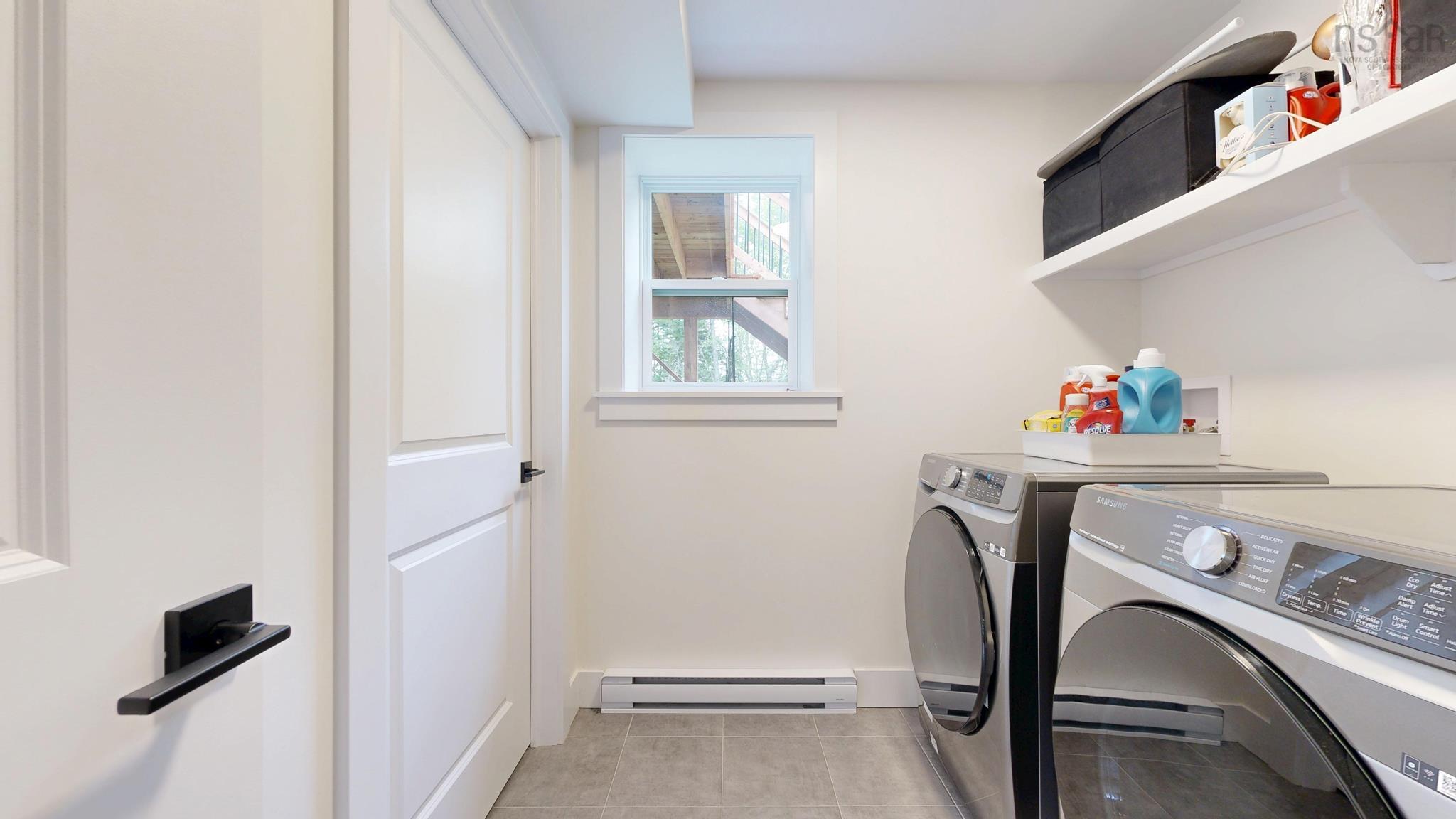 $699,900.00: 487 Wisteria Lane, Upper Tantallon