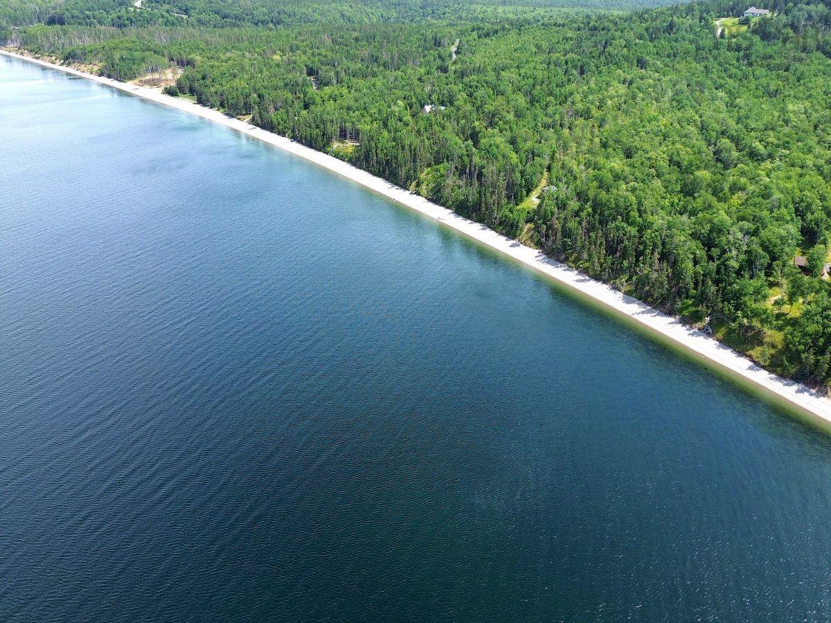 $69,950.00: Nature Dream Boulevard, Roberta