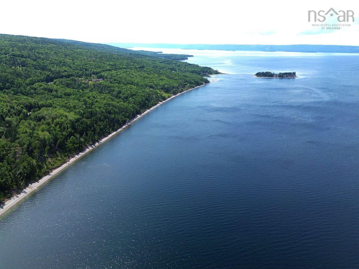 $69,950.00: Nature Dream Boulevard, Roberta