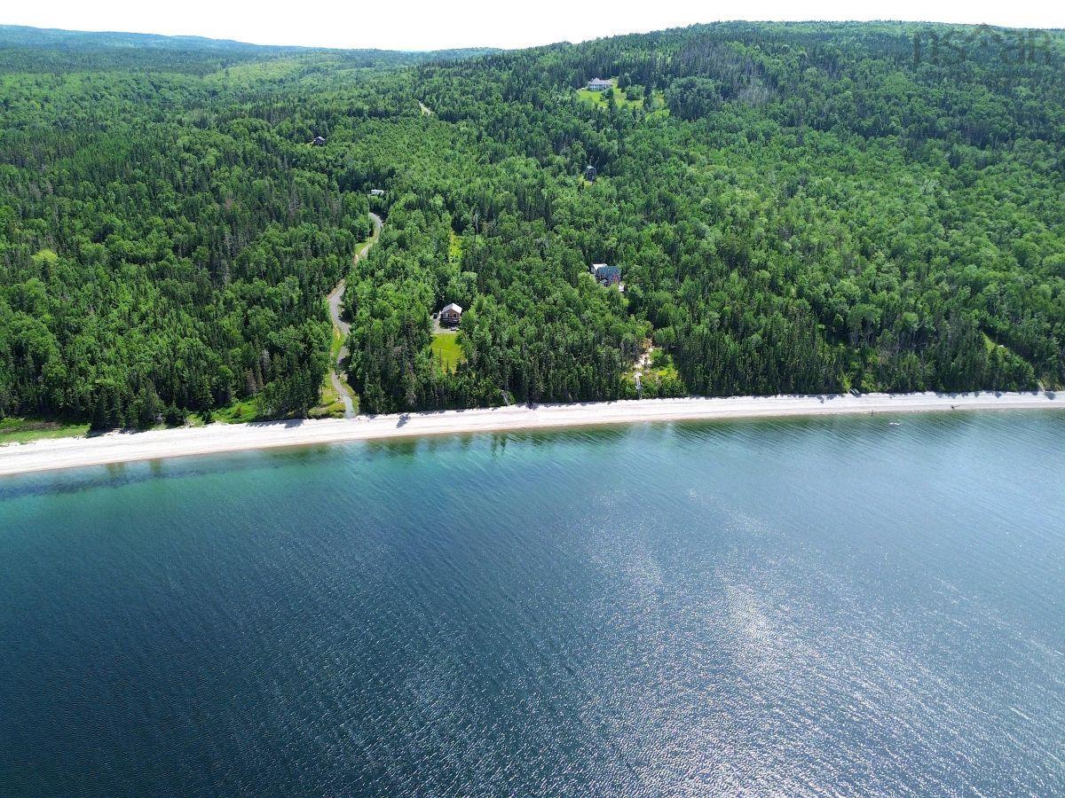 $69,950.00: Nature Dream Boulevard, Roberta