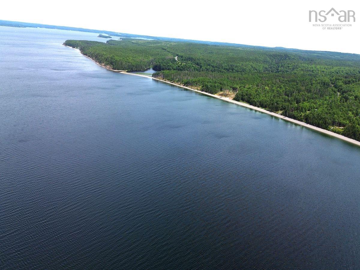 $69,950.00: Nature Dream Boulevard, Roberta