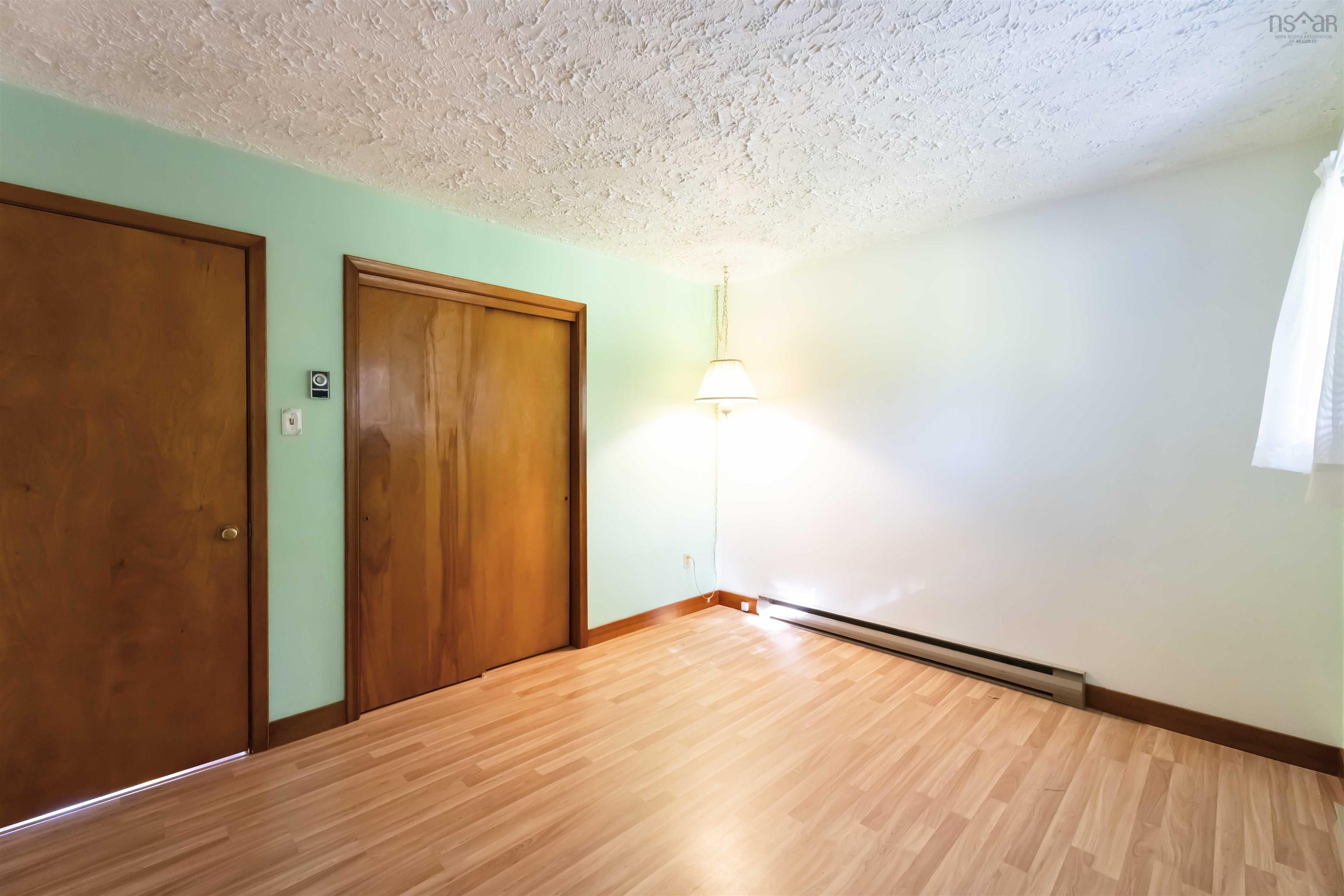 $314,900.00: 4 Mckenzie Drive, Middleton