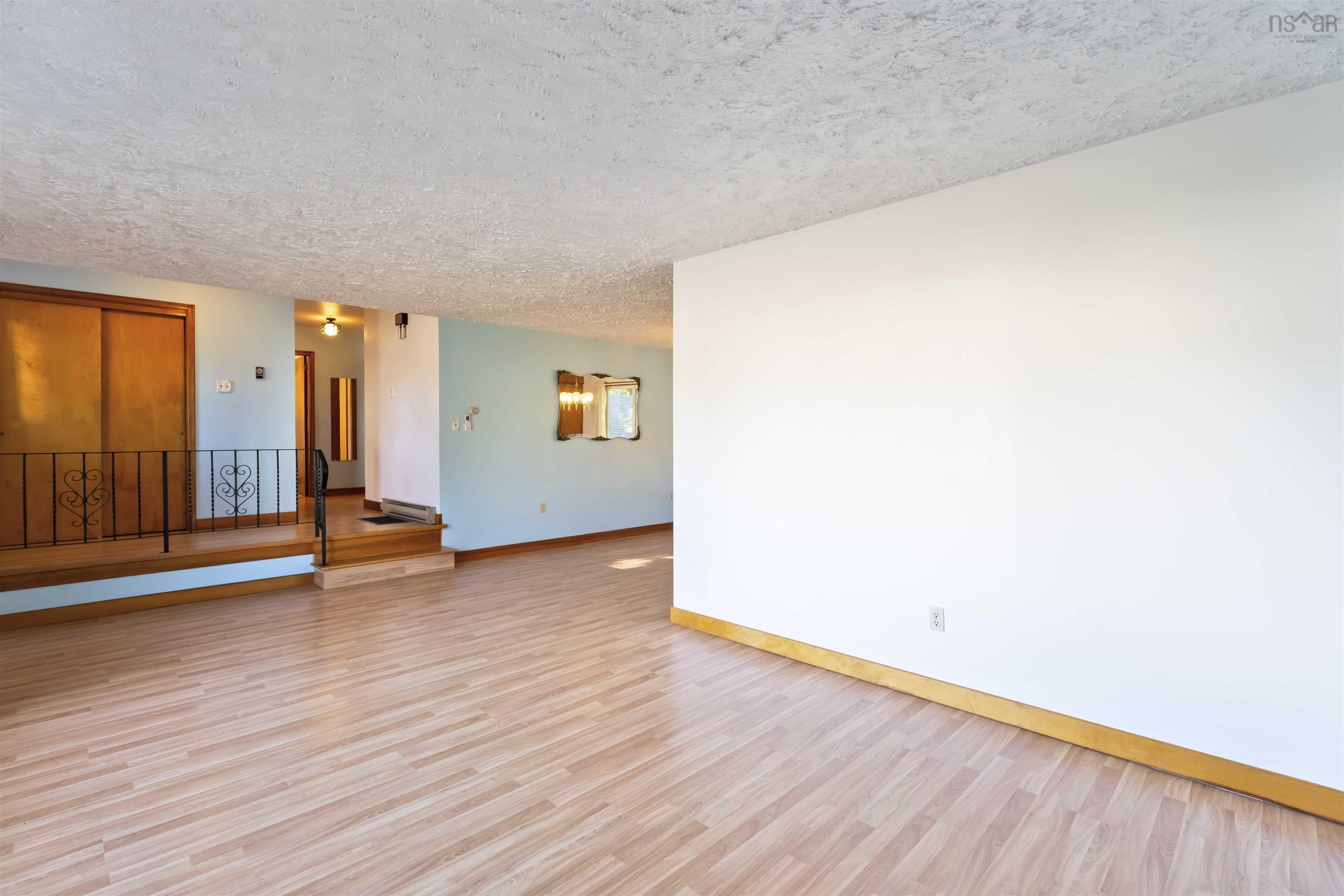 $314,900.00: 4 Mckenzie Drive, Middleton