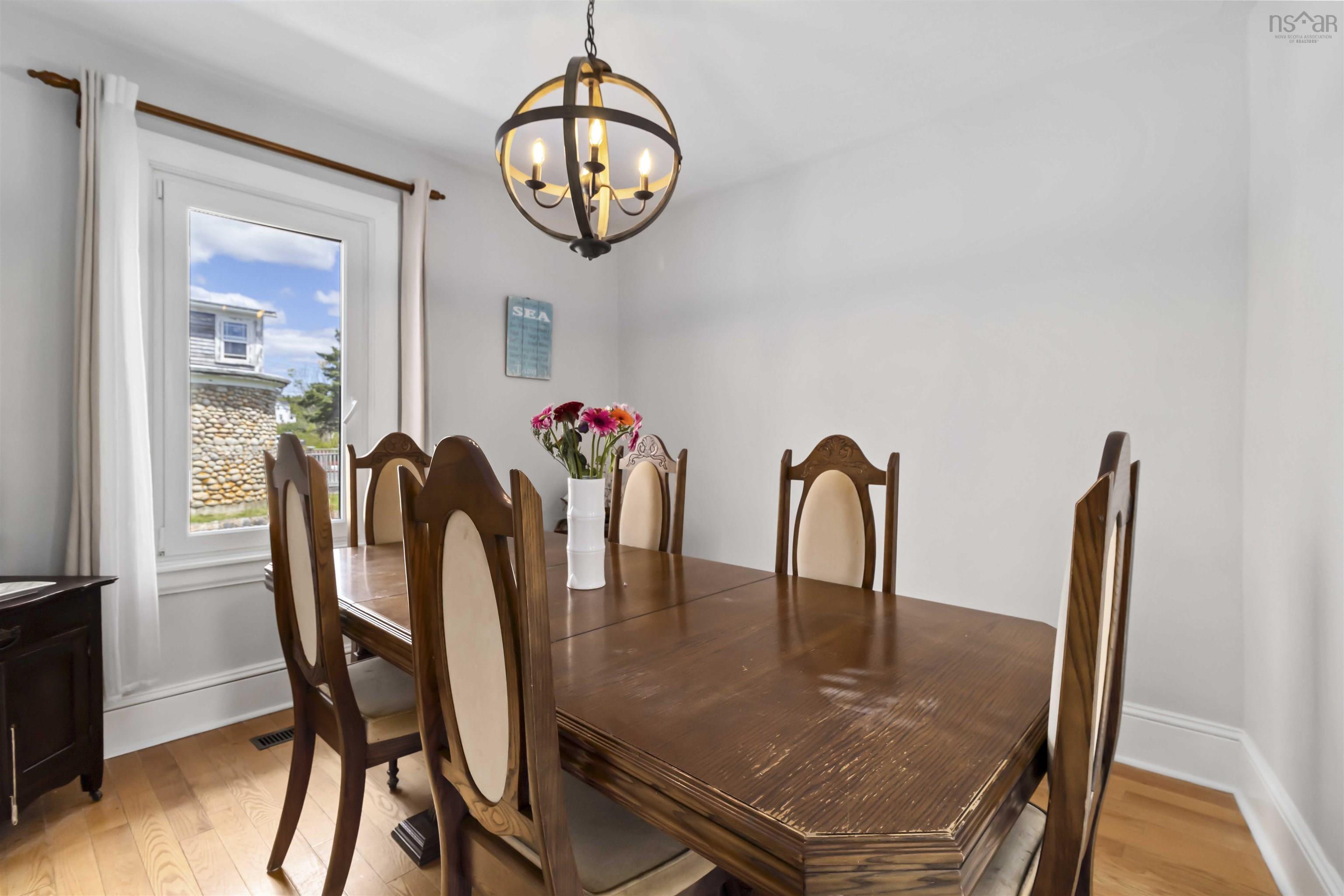 $699,900.00: 4027 331 Highway, Dublin Shore