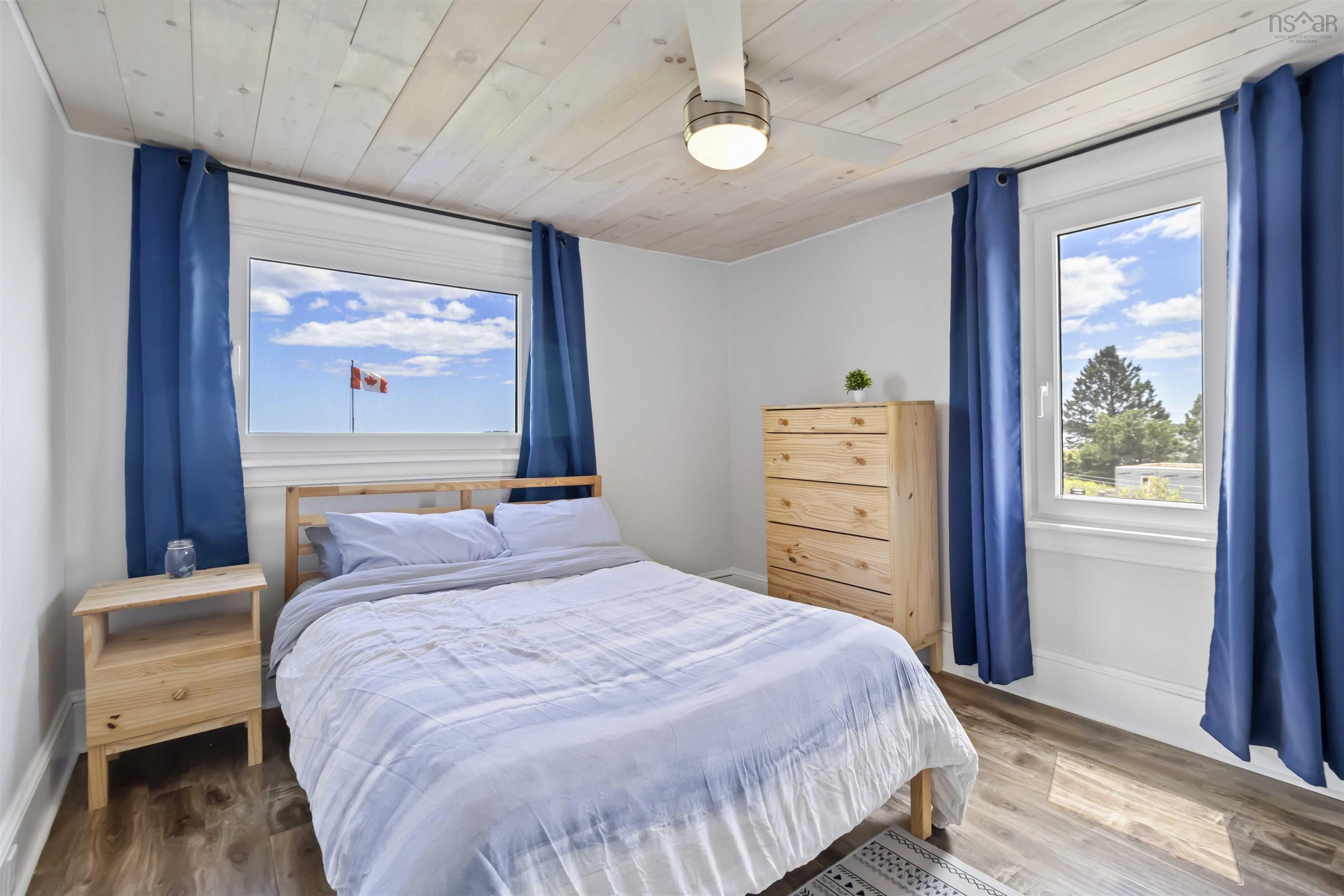 $699,900.00: 4027 331 Highway, Dublin Shore